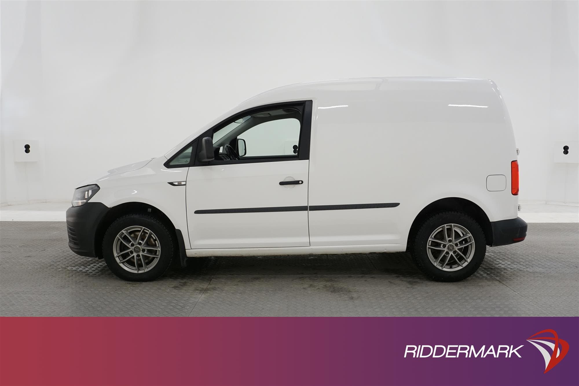 Volkswagen Caddy 1.0TSI Eu6 102hk Dragkrok Värmare Moms 