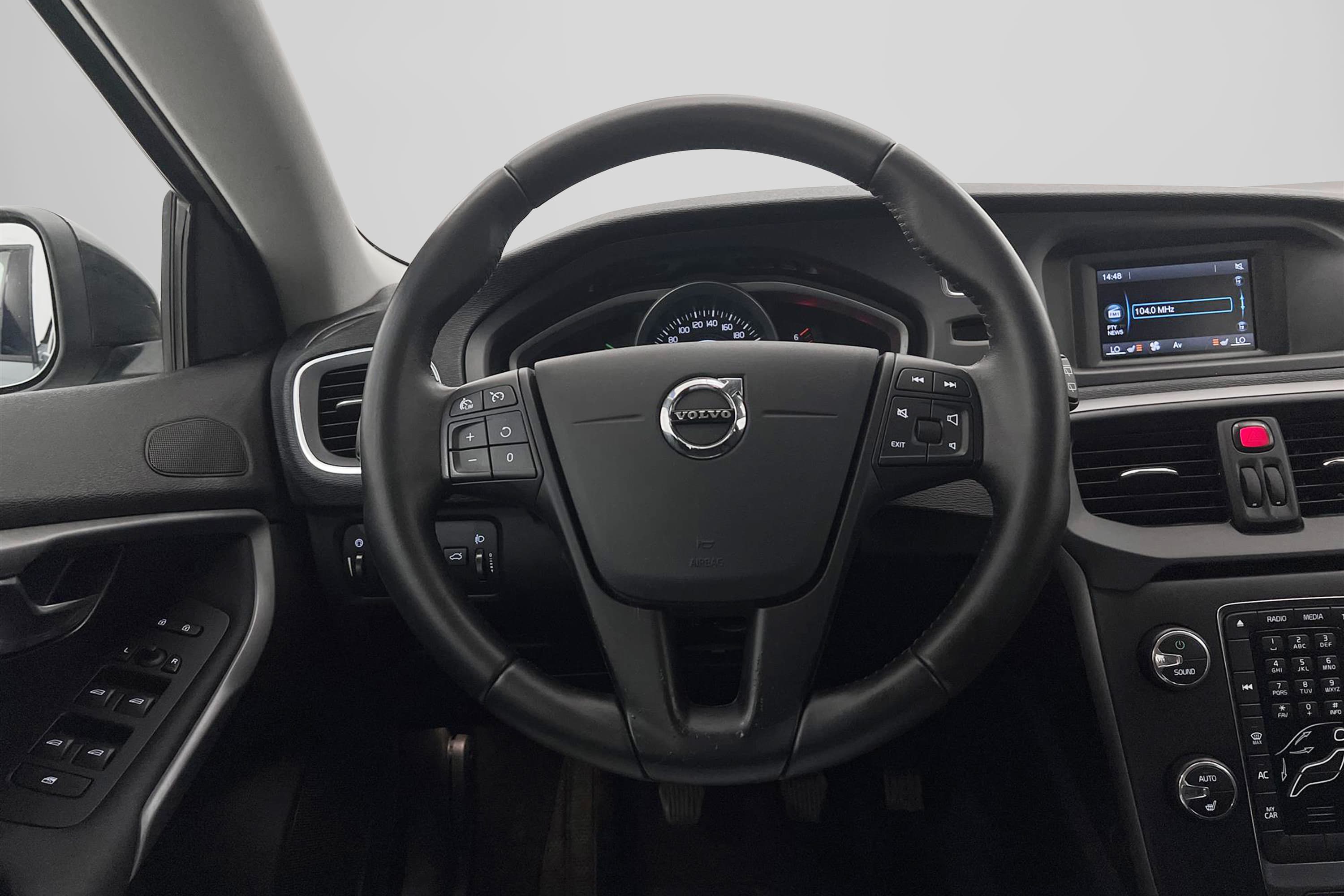 Volvo V40 Cross Country D2 120hk VOC Värmare 0,38l/mil