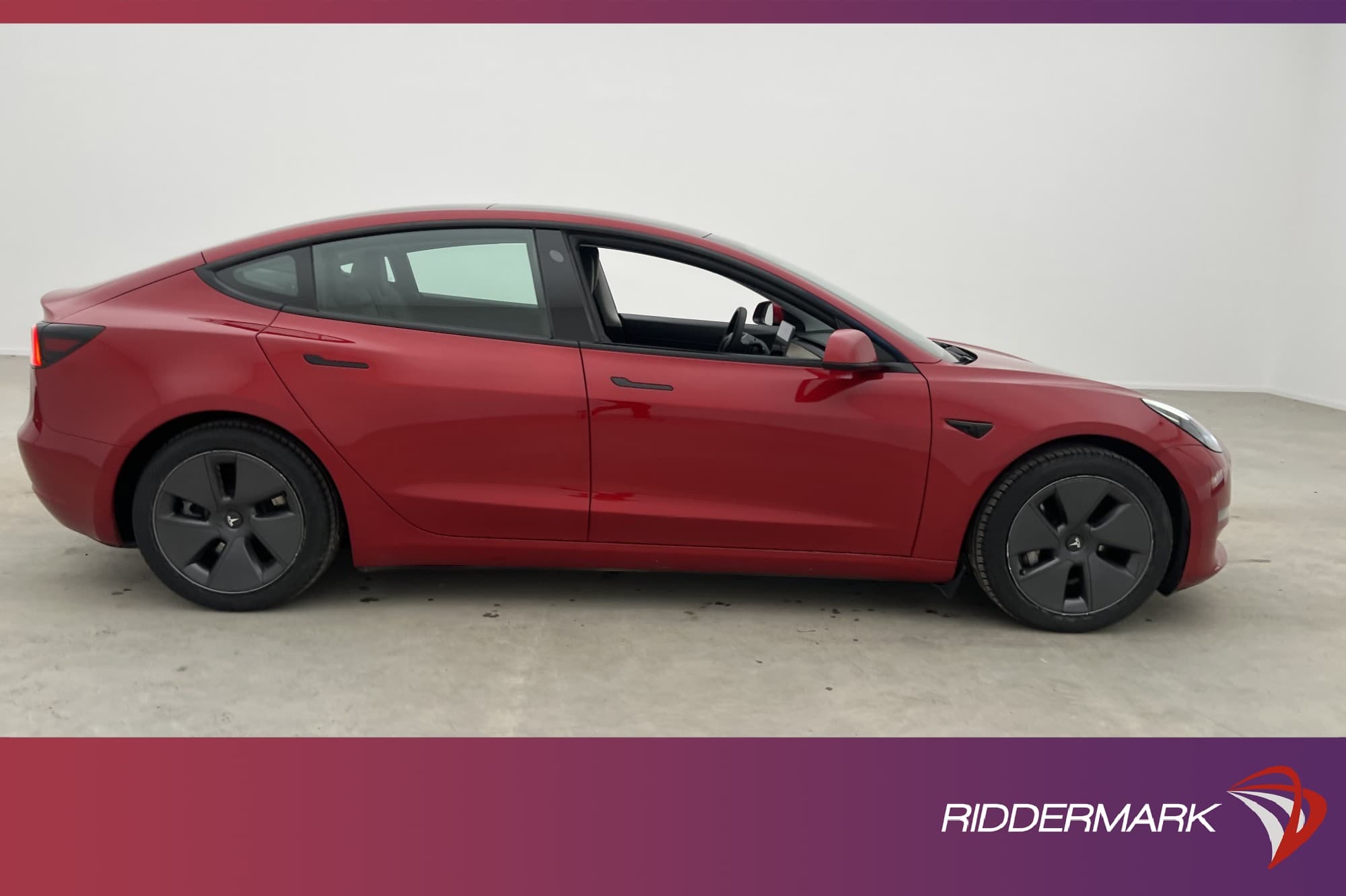 Tesla Model 3 Long Range AWD 440hk
