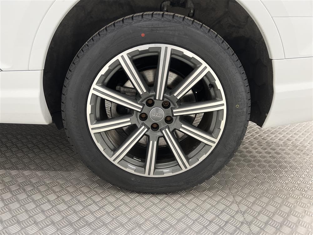 Audi Q7 3.0 e-Tron Quattro 373hk Luftfjädring Bose Draginteriör