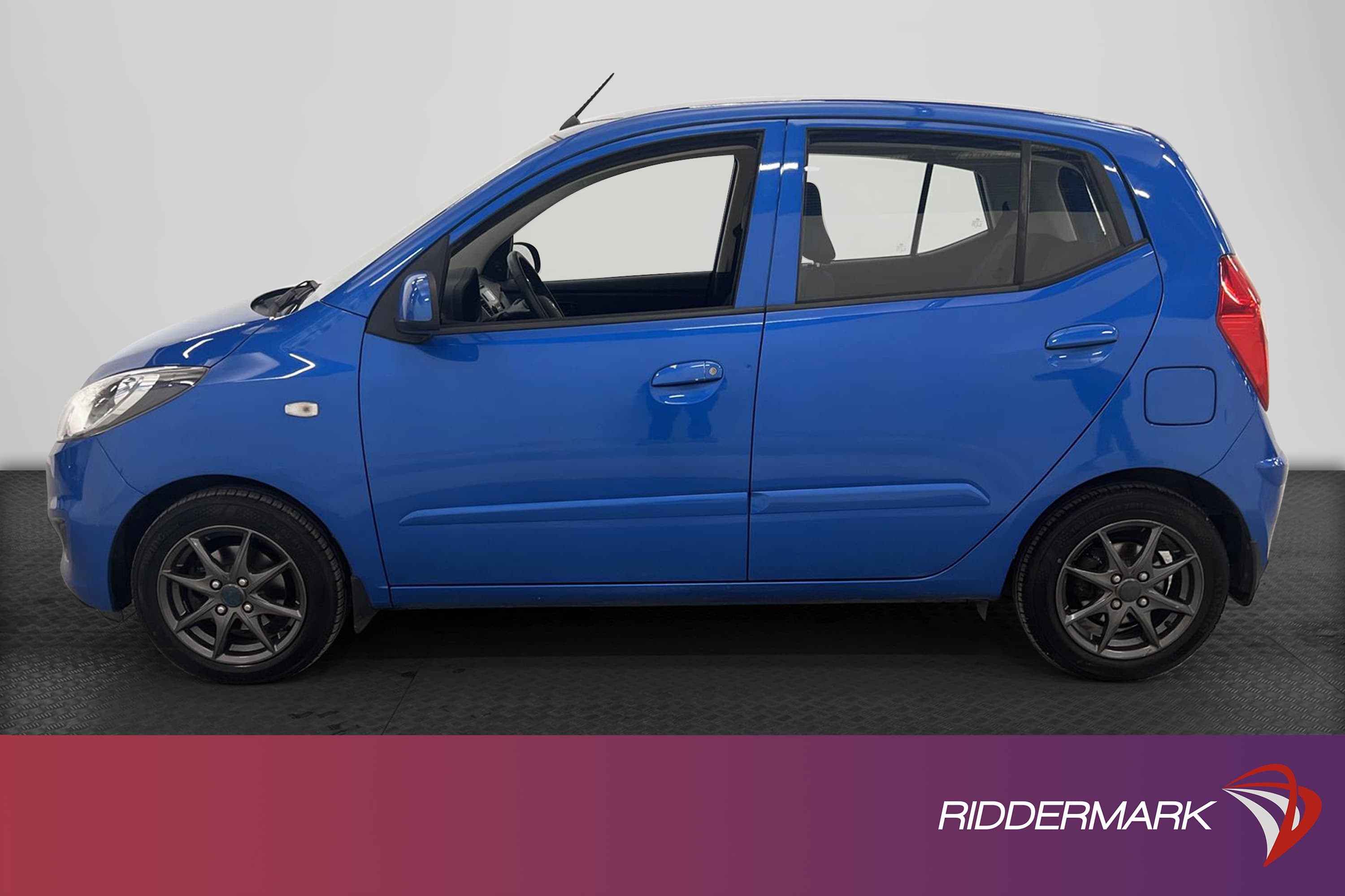 Hyundai i10 1.1 iRDE Automat 69hk