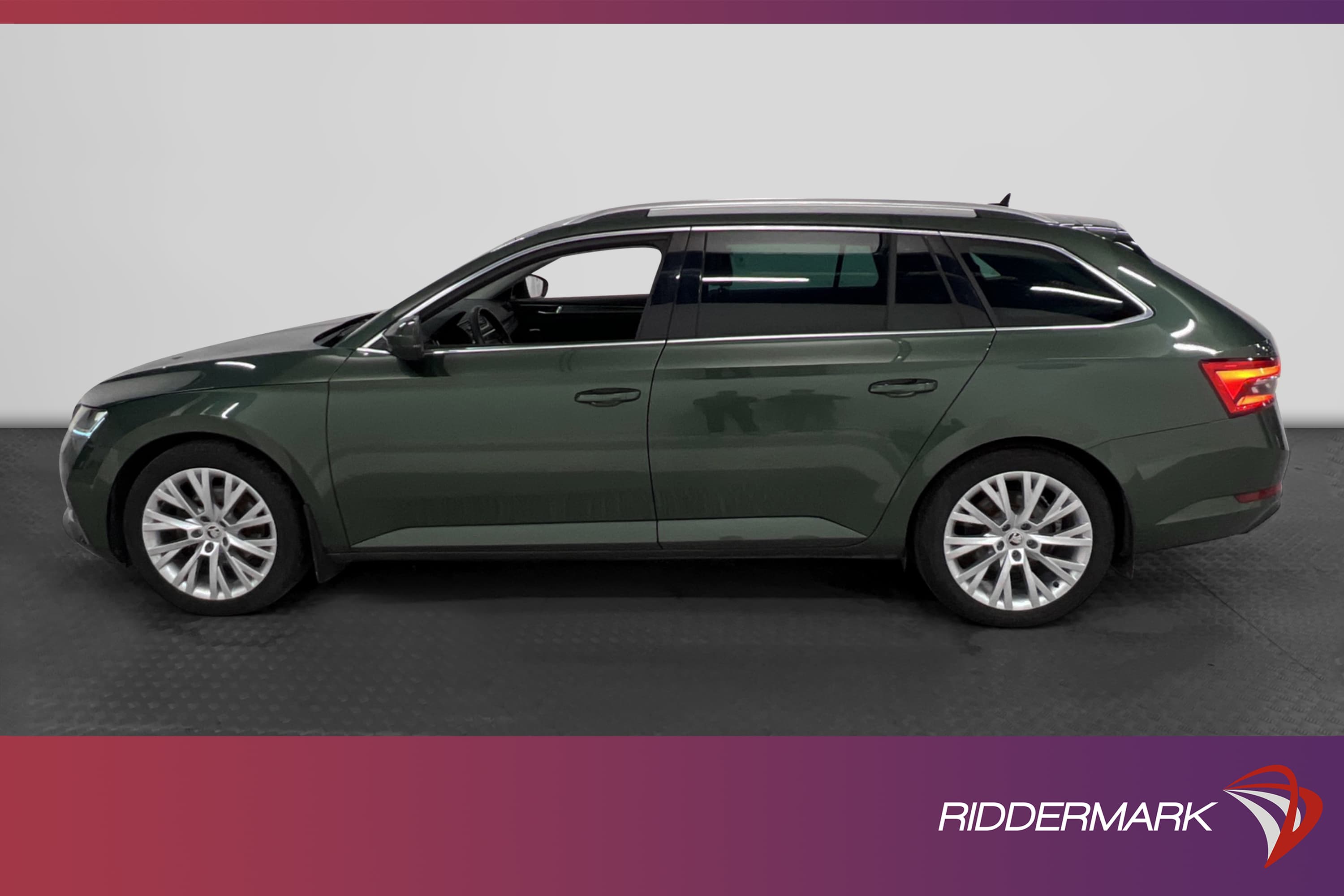 Skoda Superb iV Plug-in 218hk