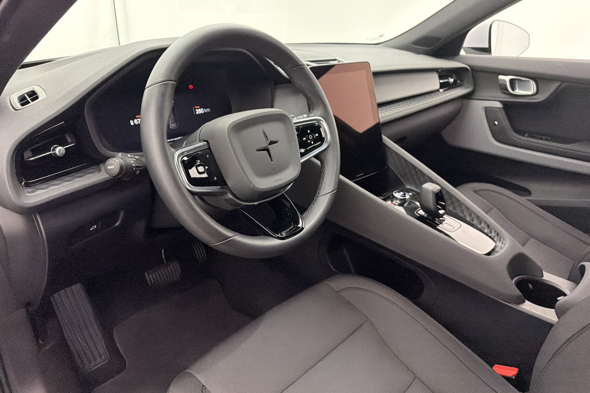 Polestar 2 Standard Range Single Motor Kamera CarPlay MOMS