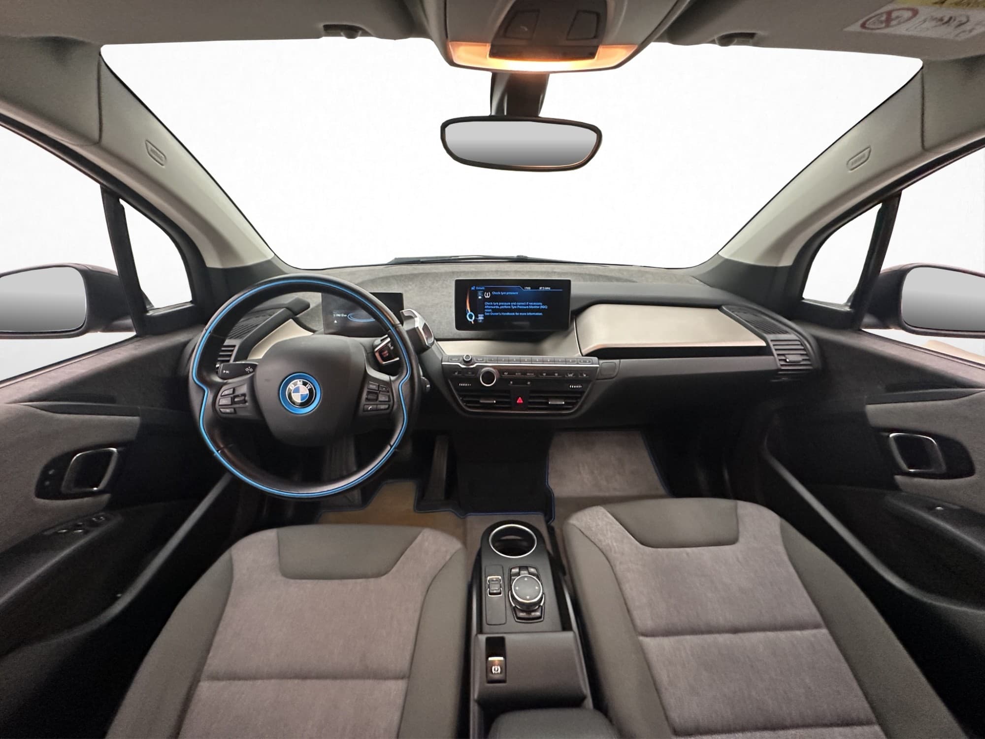 BMW i3 60 Ah REX Comfort Advance Navigation LED CCS-Laddning