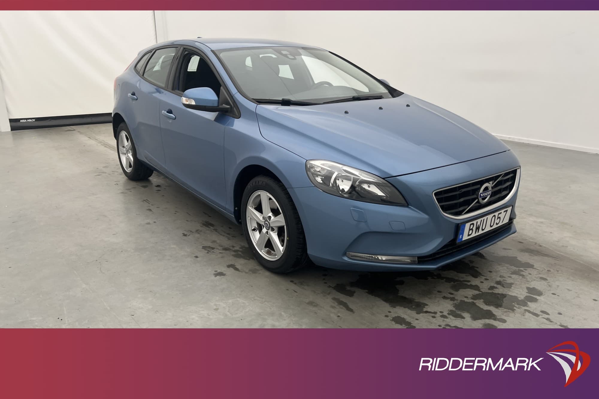 Volvo V40 T2