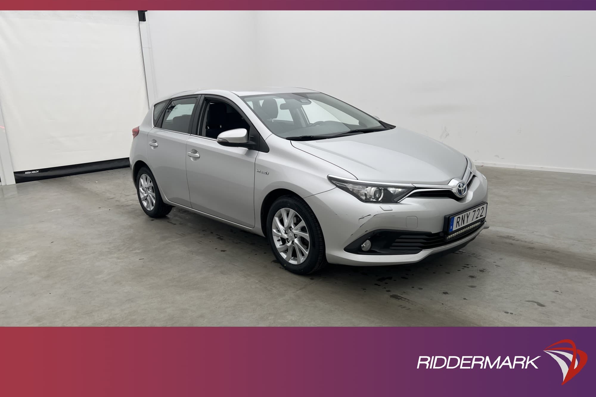 Toyota Auris Hybrid 136hk