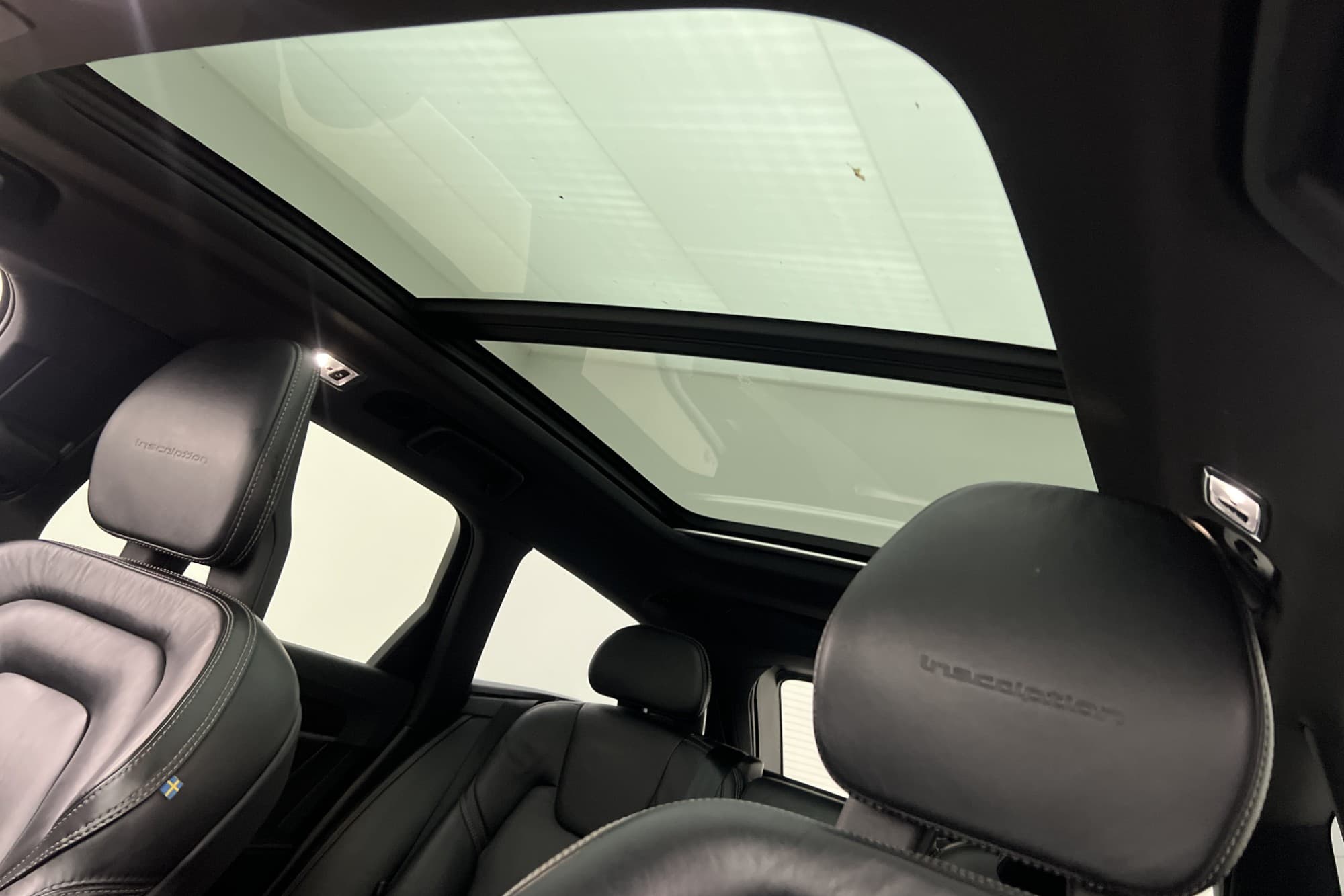 Volvo V90 T4 Polestar 190hk Inscription B&W Pano Skinn 4-Zon