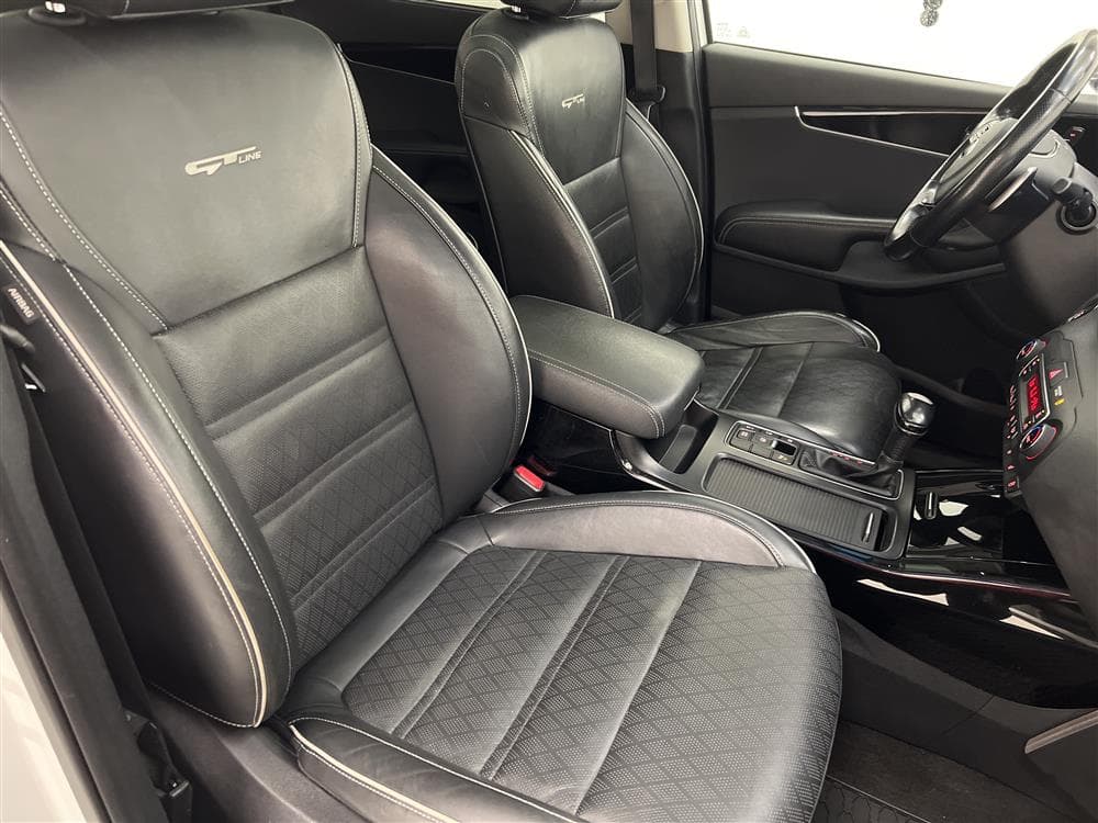 Kia Sorento 200hk AWD GT Line M/K-Värmare Drag Pano 7-Sits