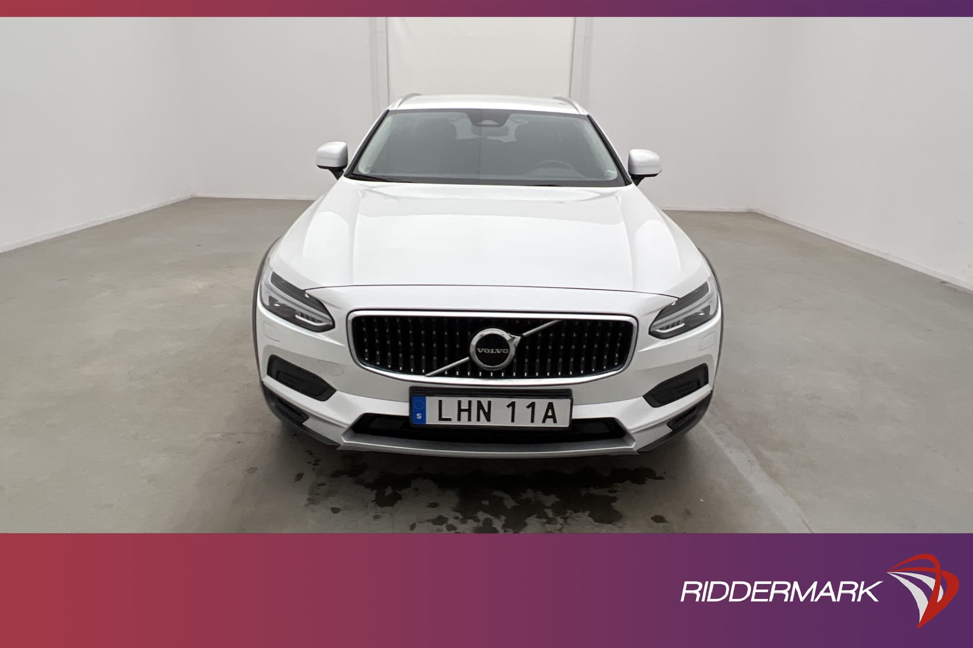 Volvo V90 Cross Country B4 AWD Momentum MOMS BLIS Drag DVärm