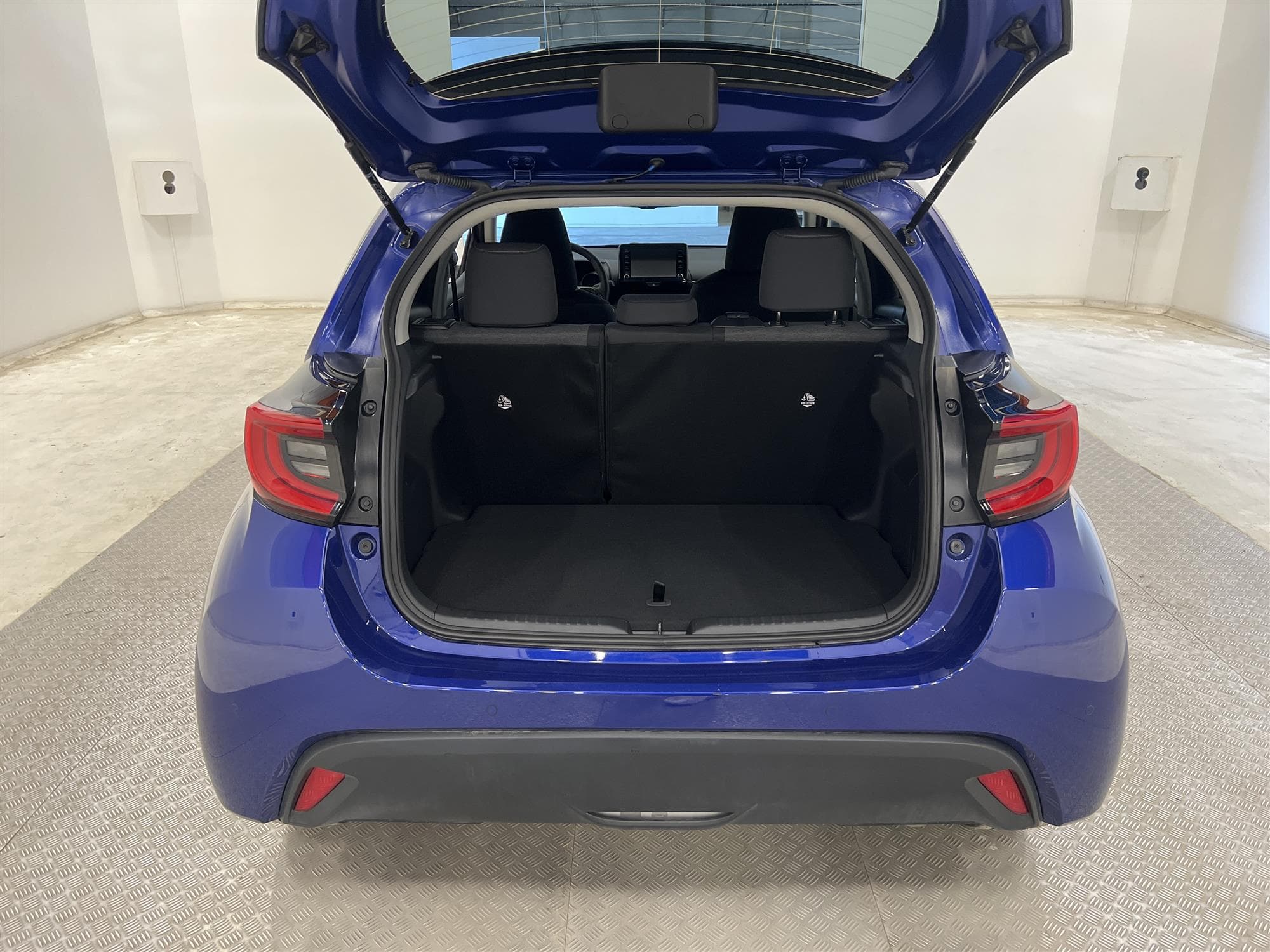 Toyota Yaris Hybrid CVT 116hk B-Kam 0,41L/mil