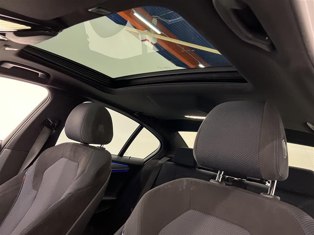 BMW 530d xDrive 265hk M-Sport T-lucka Värmare Navi Kamera