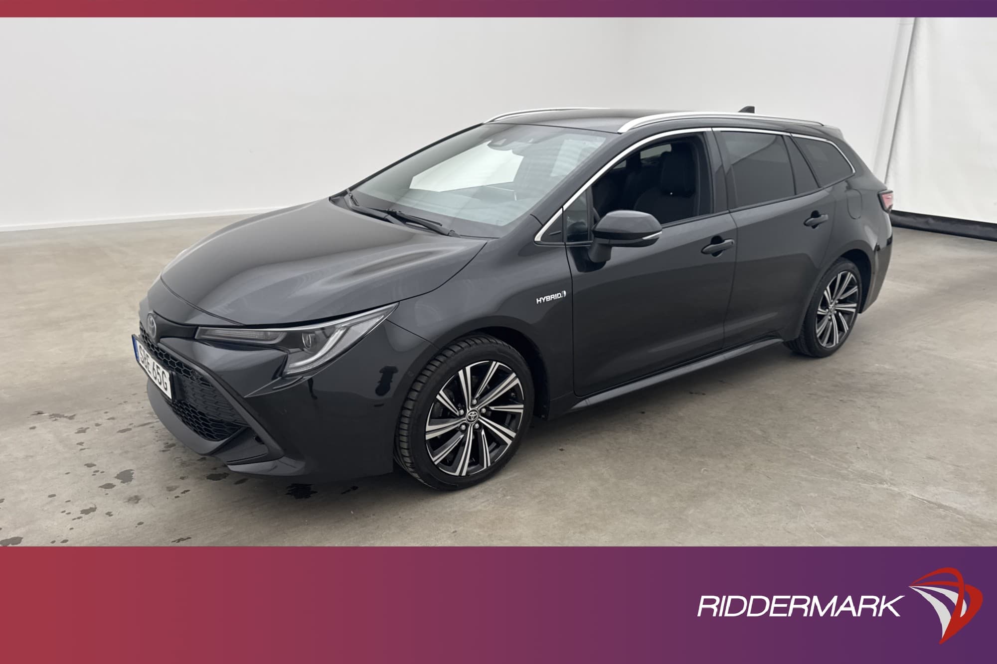 Toyota Corolla Touring Hybrid 184hk