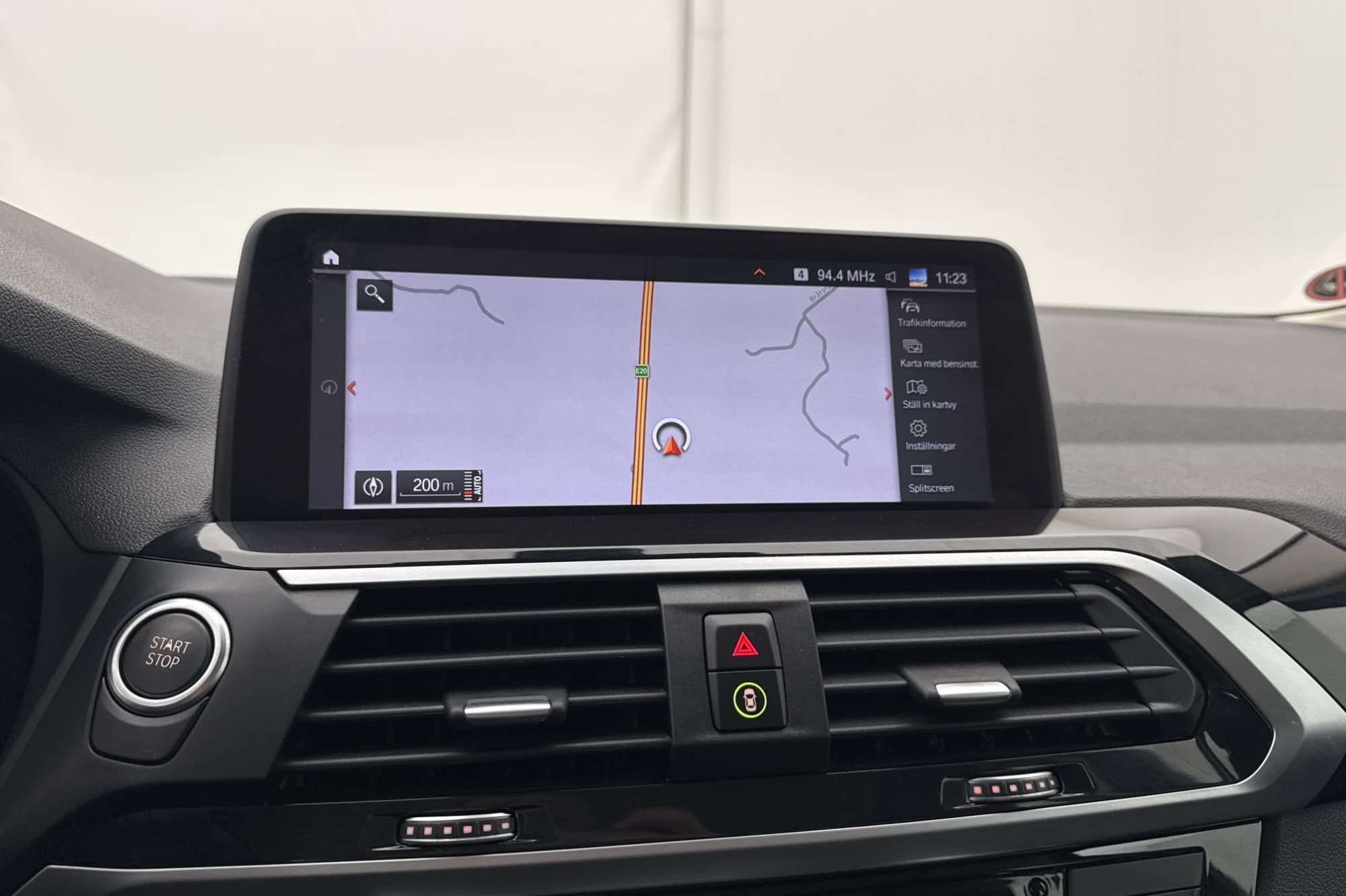BMW X3 xDrive30e 292hk Xline HiFi Drag Navi Halvskinn