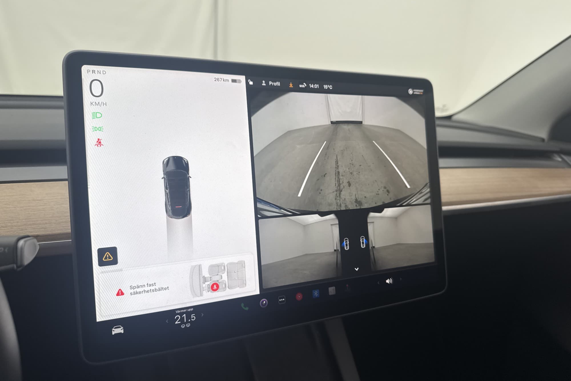 Tesla Model Y Performance AWD Svensksåld Autopilot Panorama
