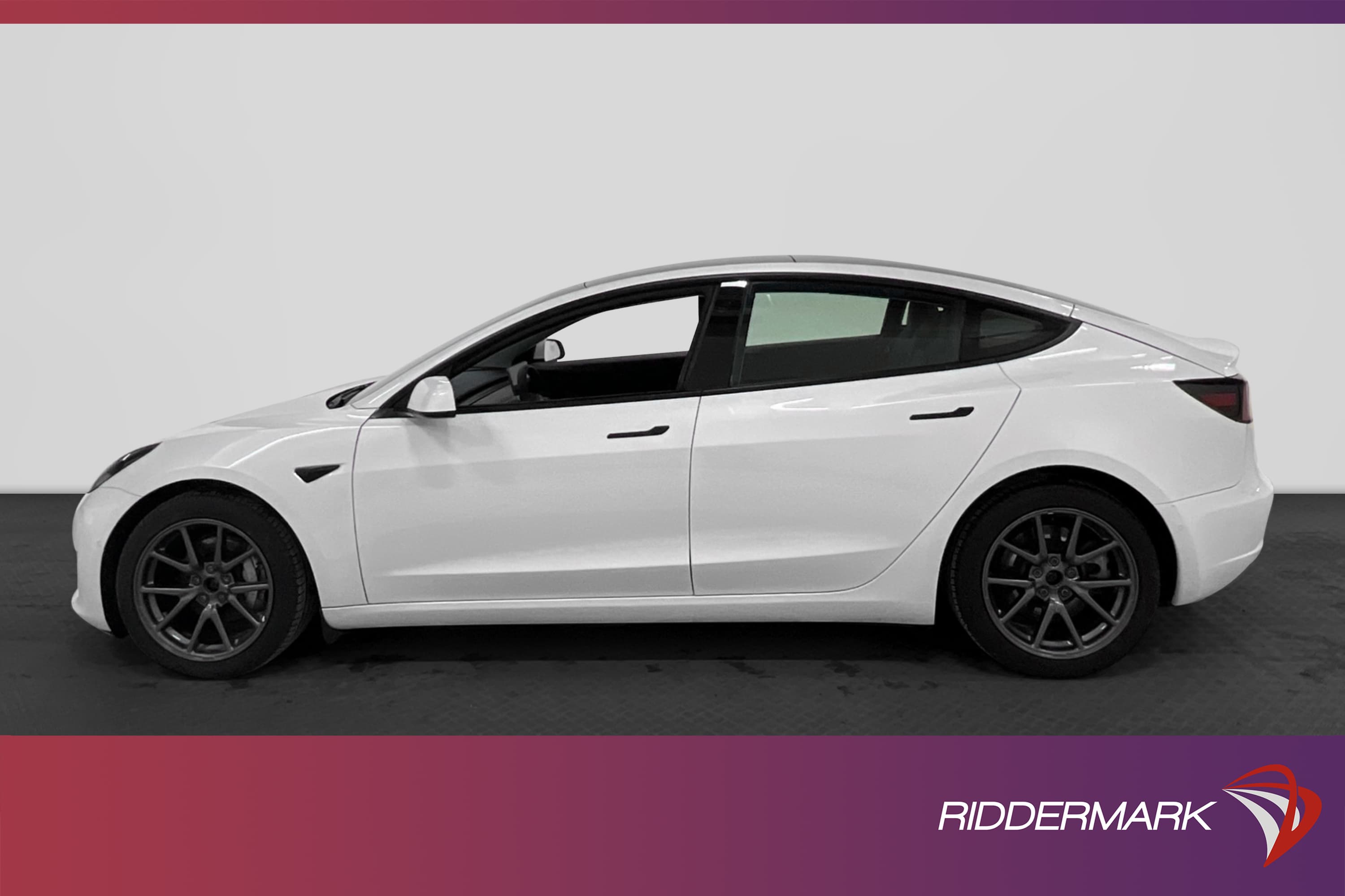Tesla Model 3 Long Range AWD 440hk