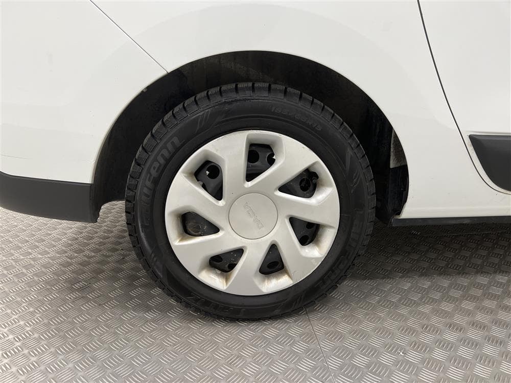 Dacia Lodgy 1.2 TCe 7 sits 0,48L/Mil Skatt 646 krinteriör