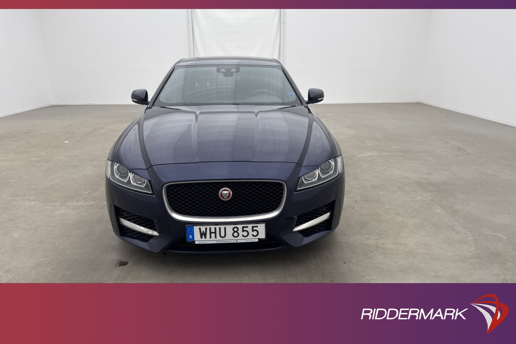Jaguar XF 20d R-Sport Kamera Elstolar Rattvärme Halvskinn