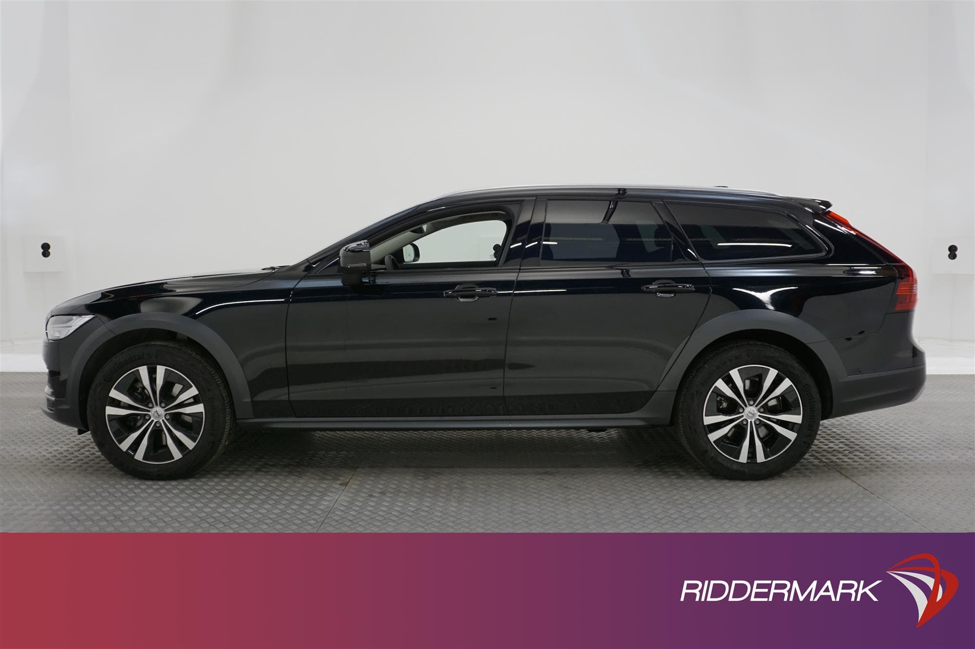 Volvo V90 Cross Country