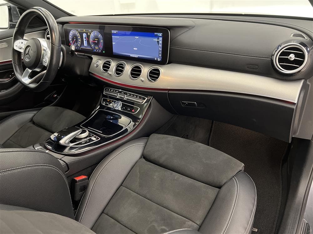 Mercedes-Benz E 220 d 194hk AMG Pano Burmester Widescreen 