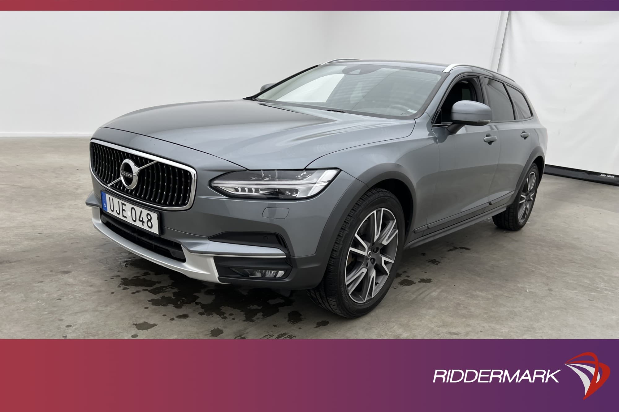 Volvo V90 Cross Country D4 AWD
