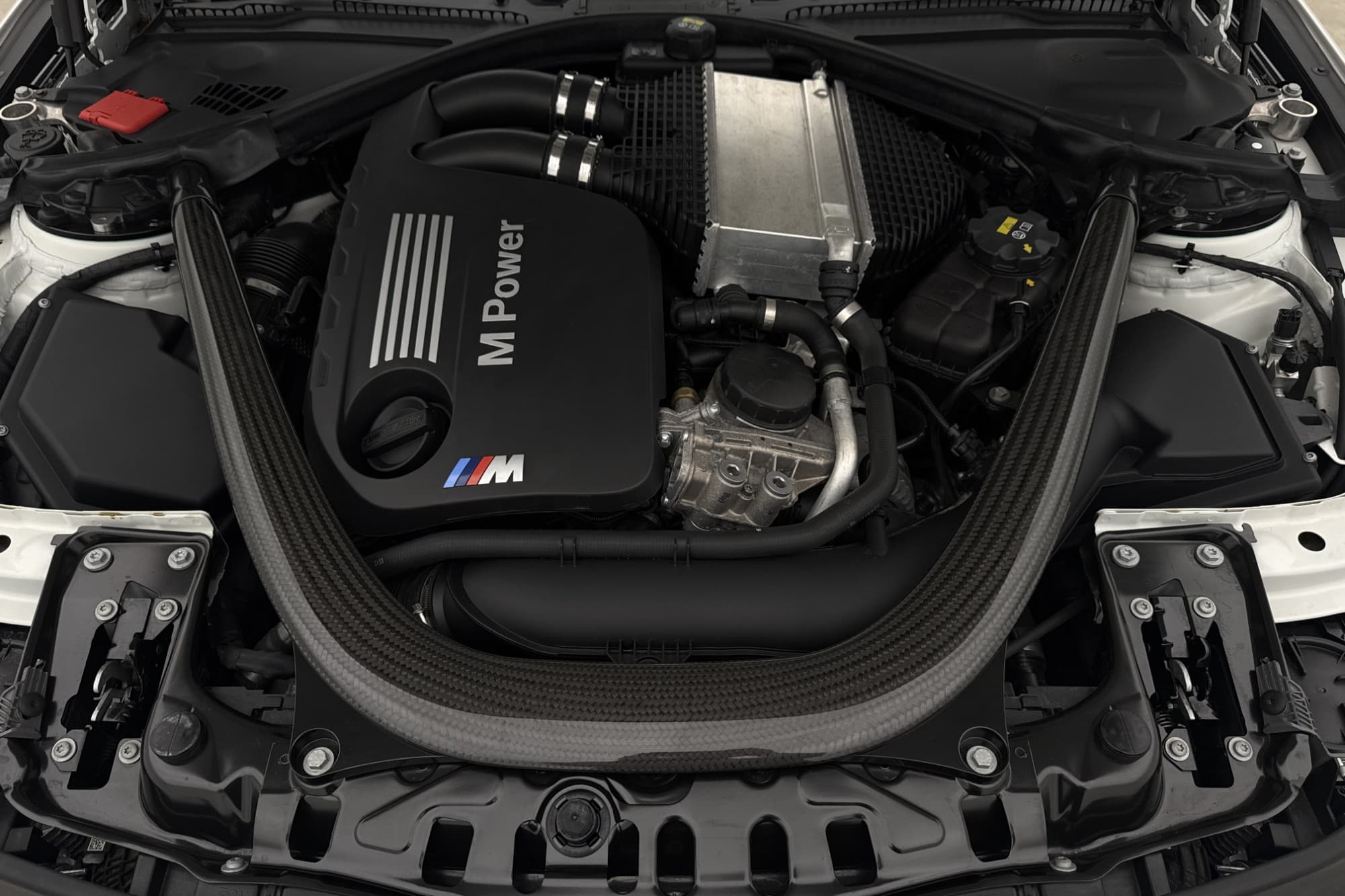 BMW M4 Coupé 431hk M-Performance Navi HUD H/K Svensksåld