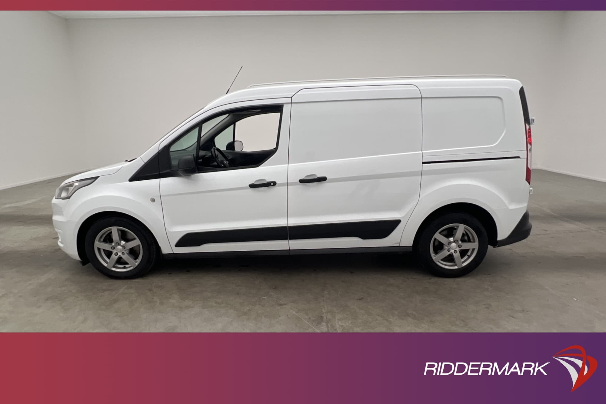 Ford Transit Connect 210 LWB