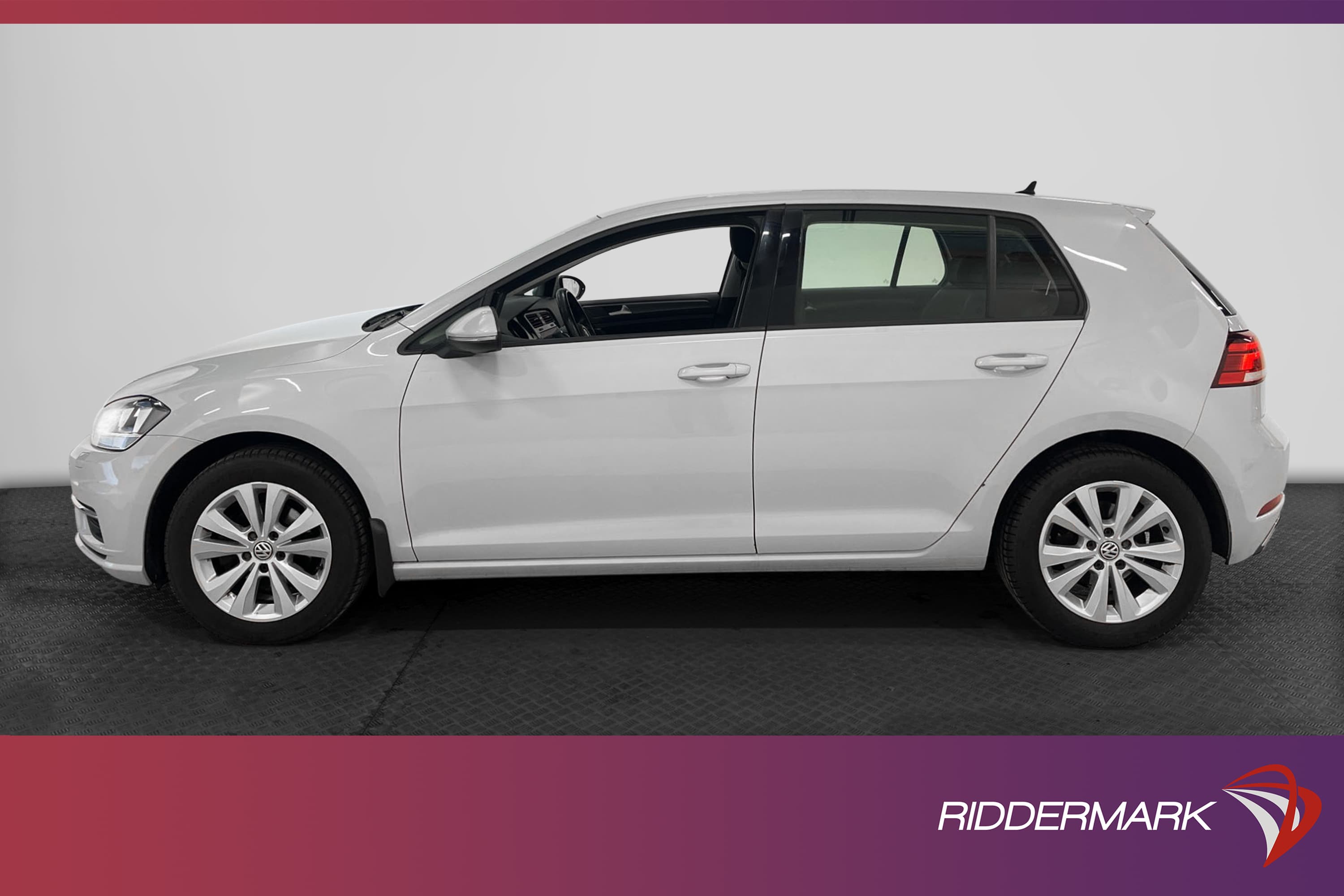 Volkswagen Golf 1.0 TSI DSG 110hk