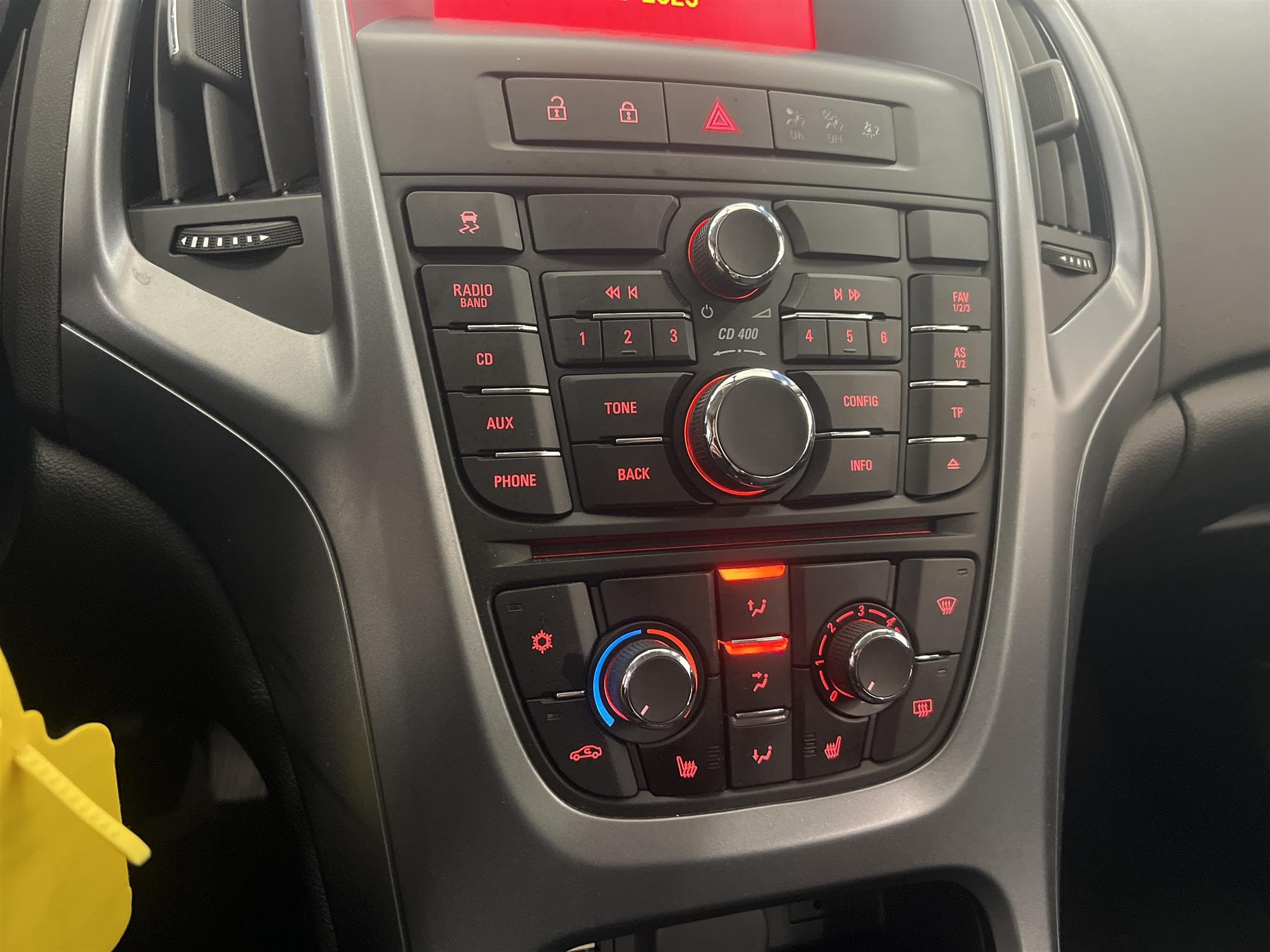 Opel Astra 1.6 115hk 2 Brukare Låg Skatt Nyservad