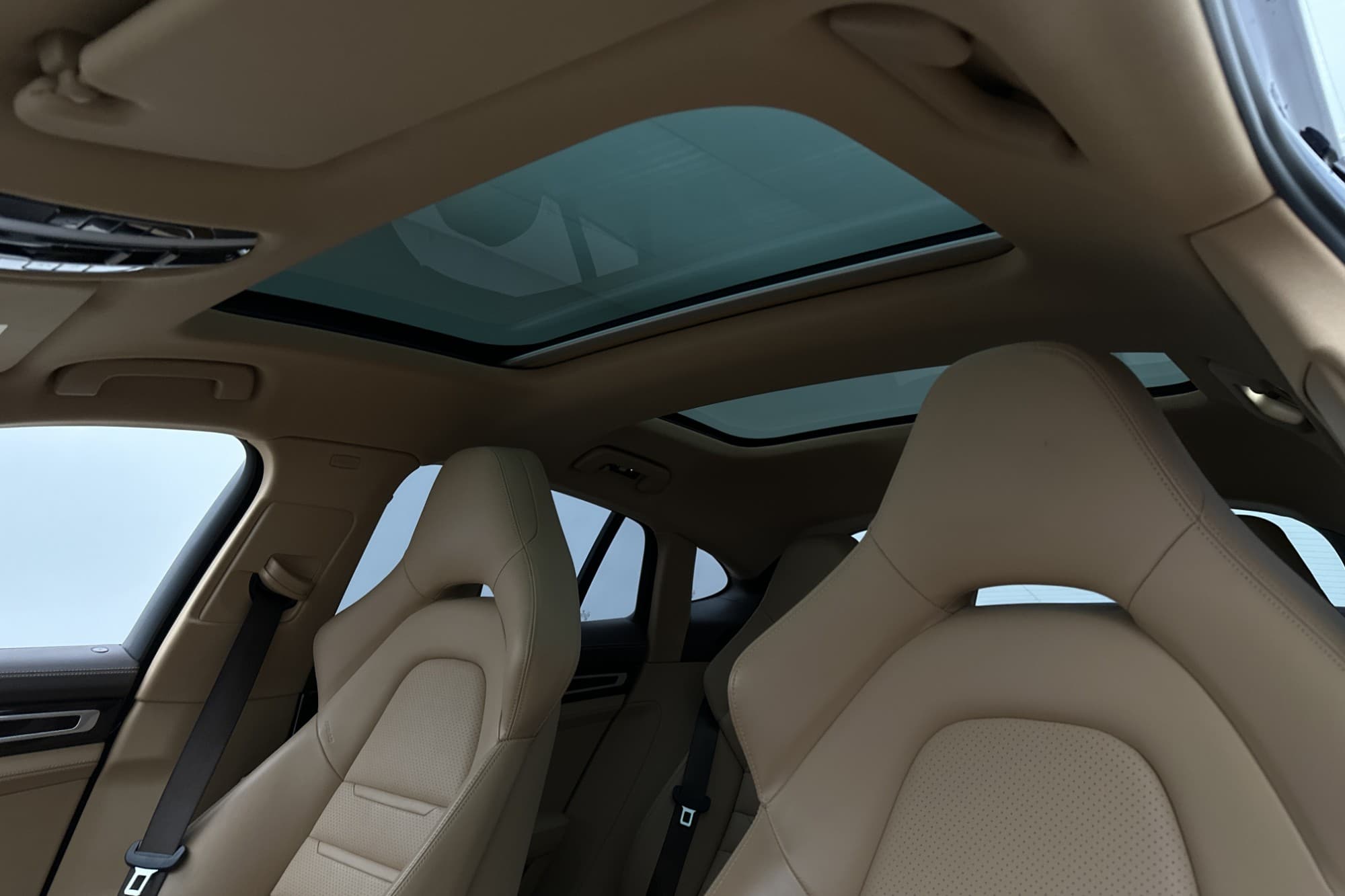 Porsche Panamera 4 PDK 330hk Sportdesign Panorama PASM 360°