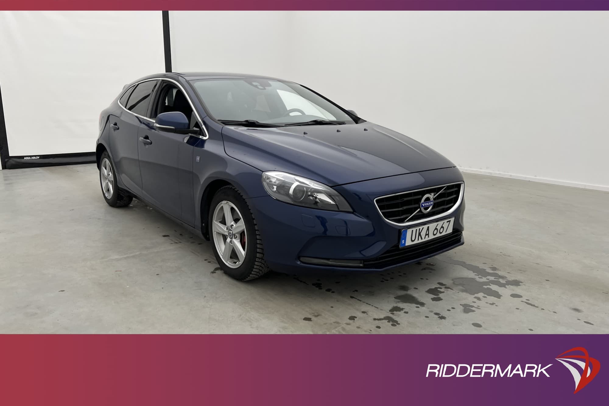 Volvo V40 D4