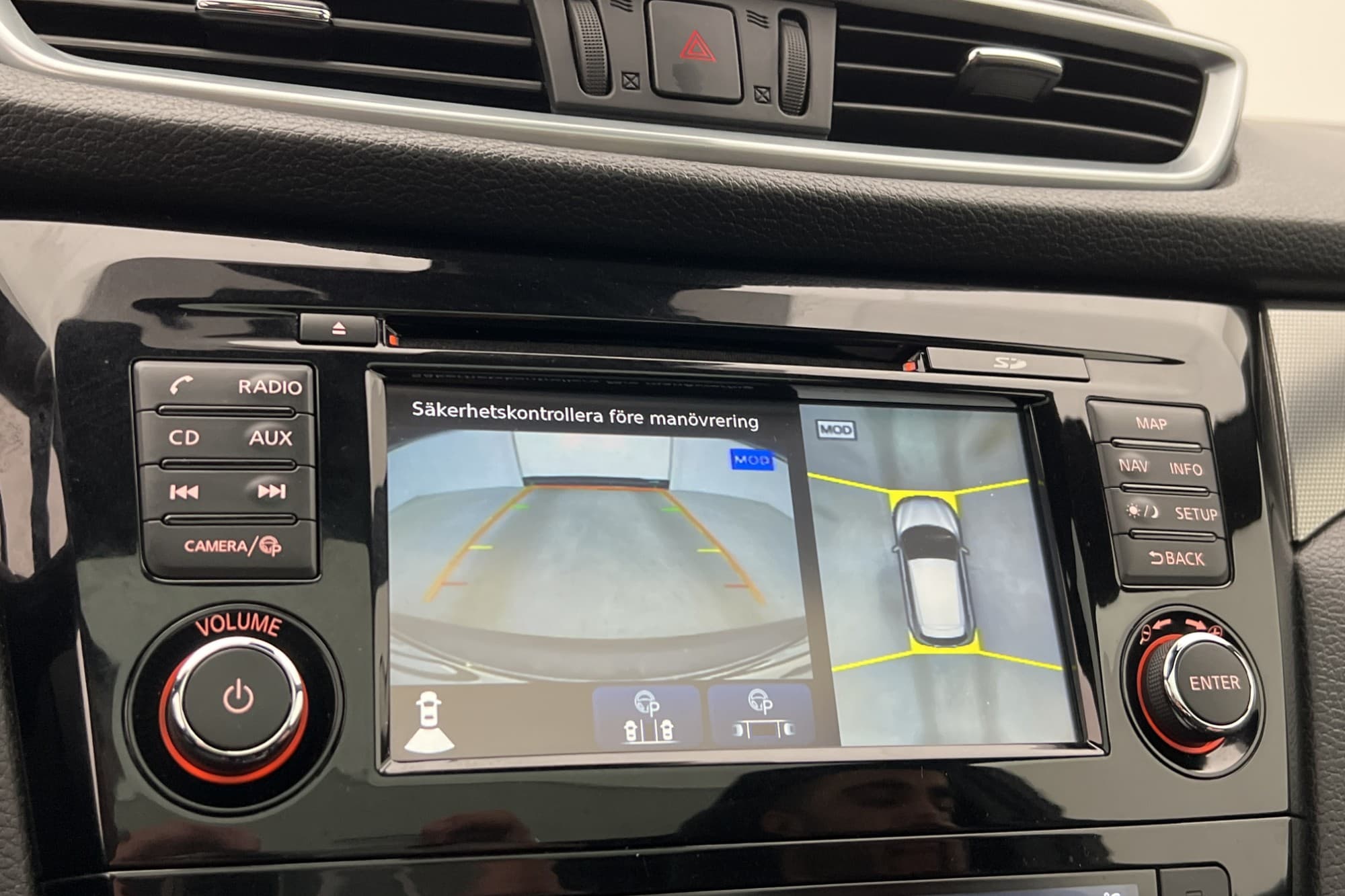 Nissan Qashqai 1.2 115hk Tekna+ Pano 360° BOSE Skinn Navi