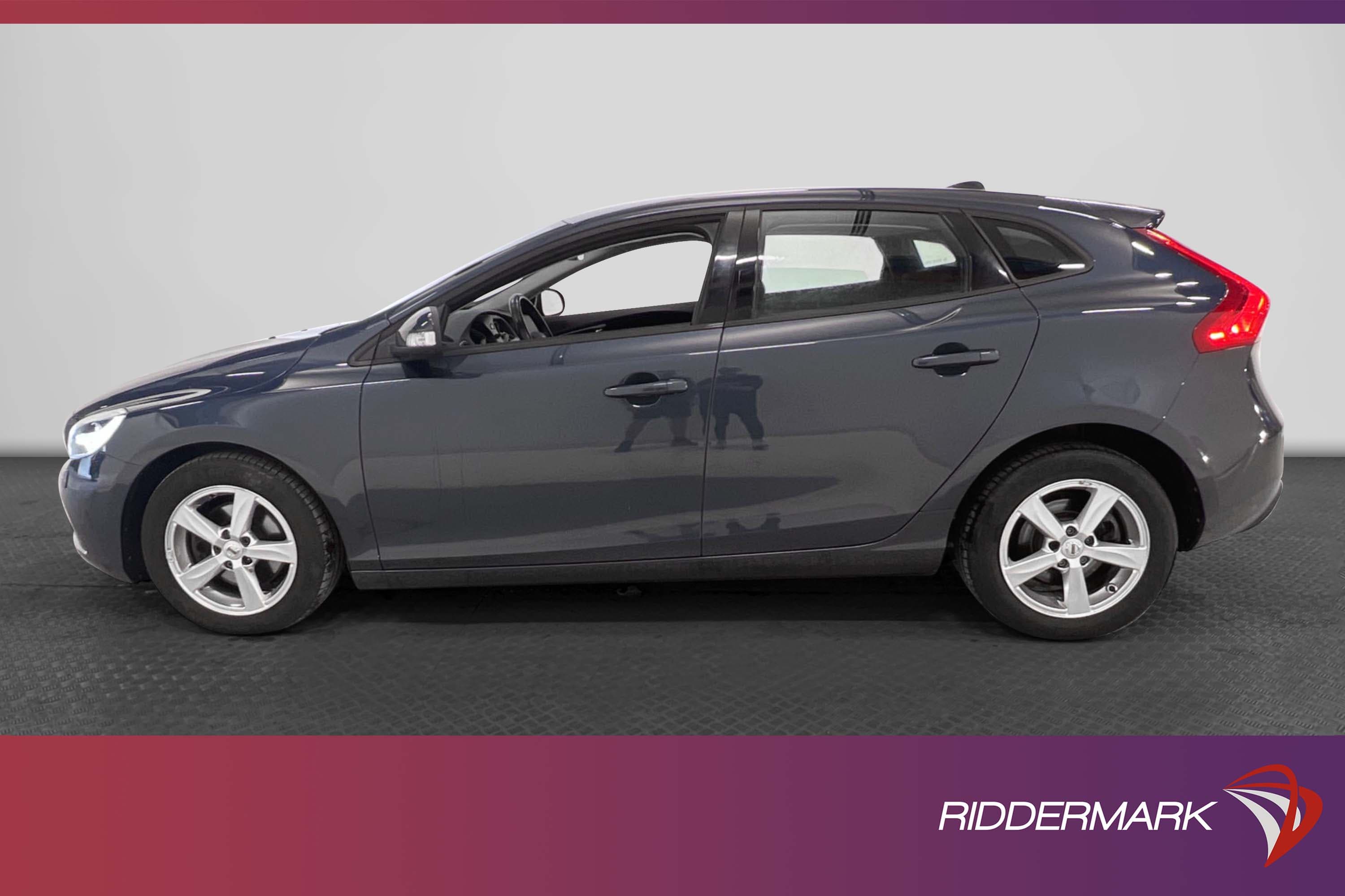 Volvo V40 T2 122hk
