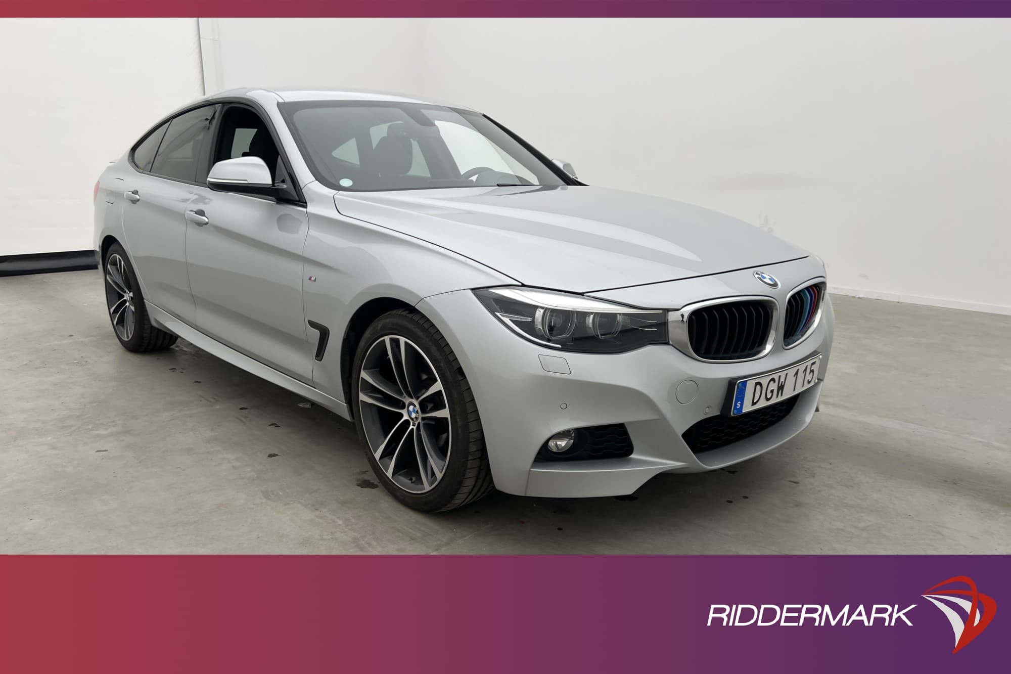 BMW 330 i xDrive GT 252hk