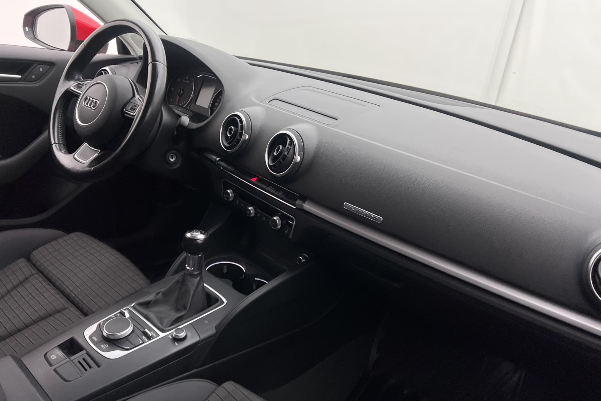 Audi A3 2.0 TDI Quattro 150hk Ambition Farthållare Sensorer