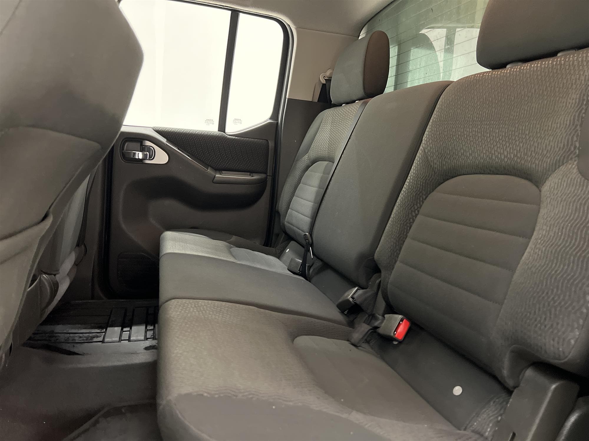 Nissan Navara 2.5dCi Automat 4x4 190hk Diff Dragkrok Moms 