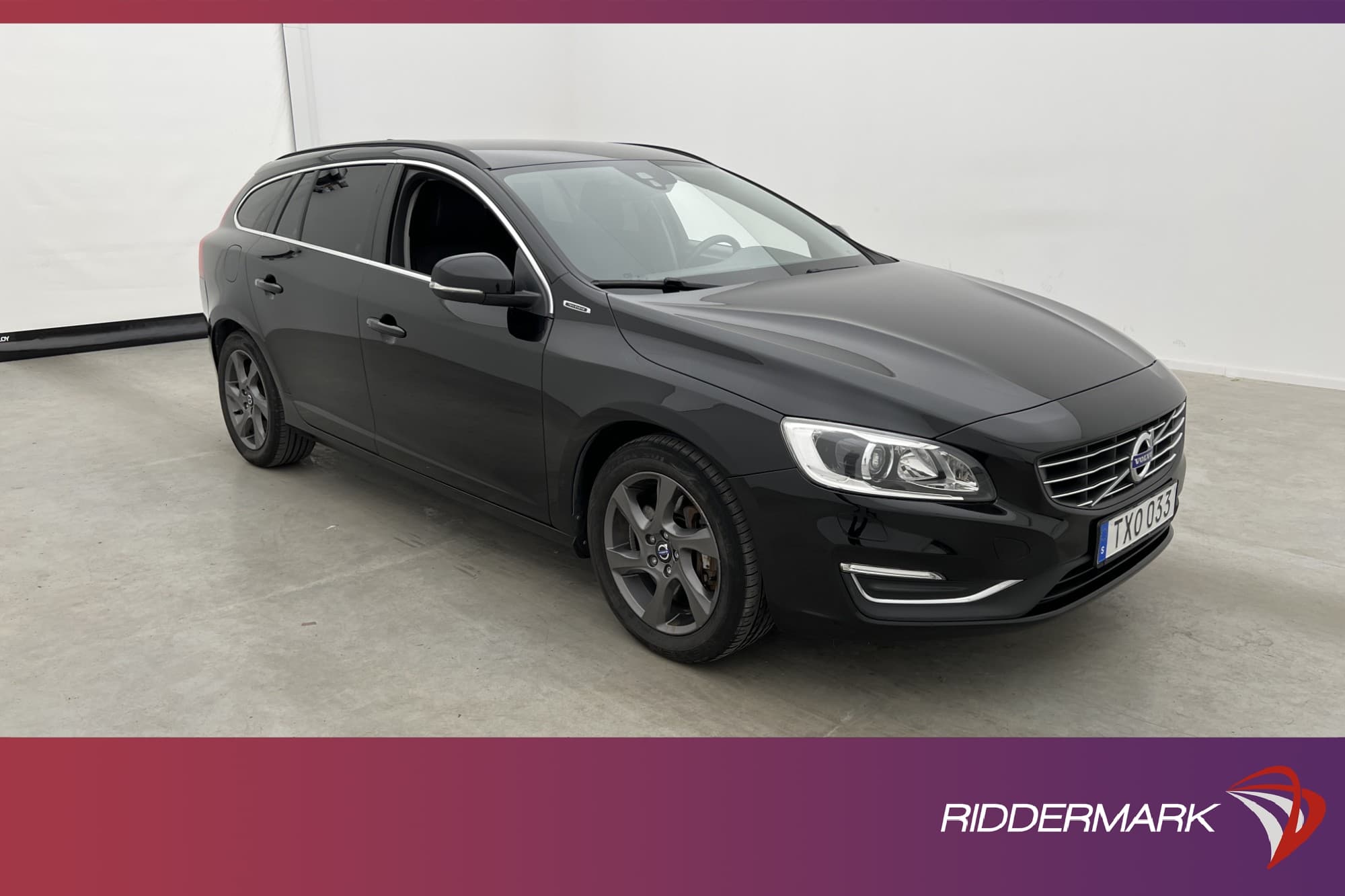 Volvo V60 D5 Plug-in Hybrid AWD 231hk