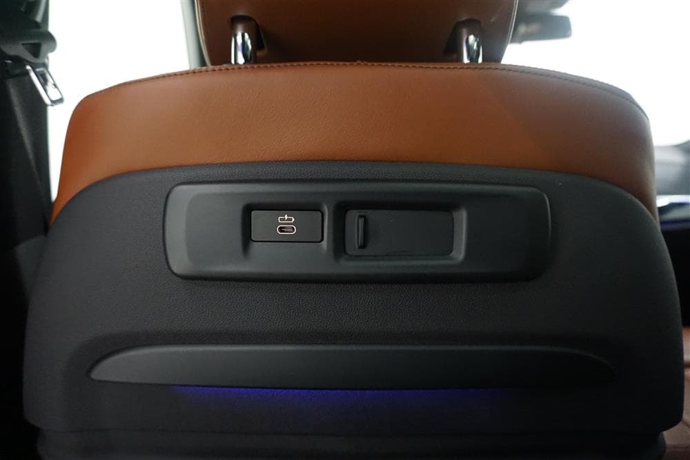 BMW X5 M50d 400hk Innovation D-Värm Sky Lounge H/K HUD 360°interiör
