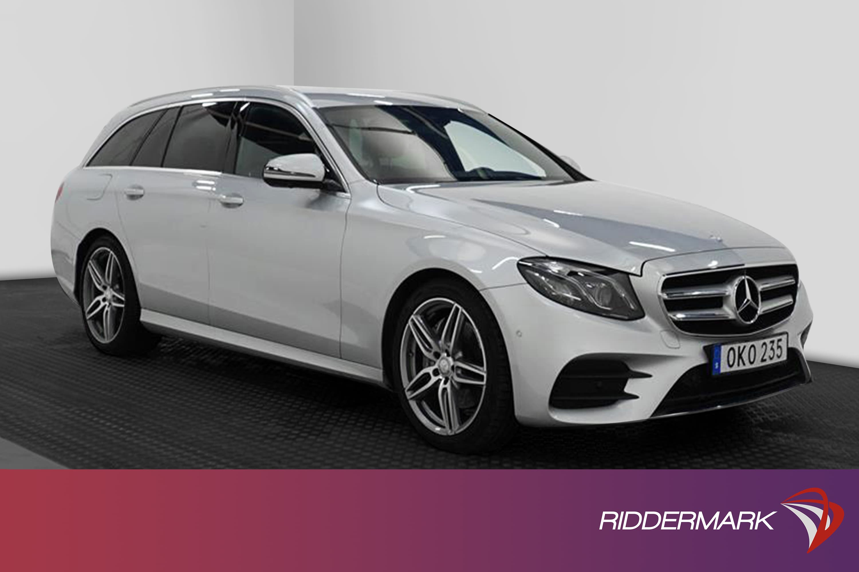 Mercedes-Benz E 250 T 211hk AMG Burmester 360° Värmare Drag