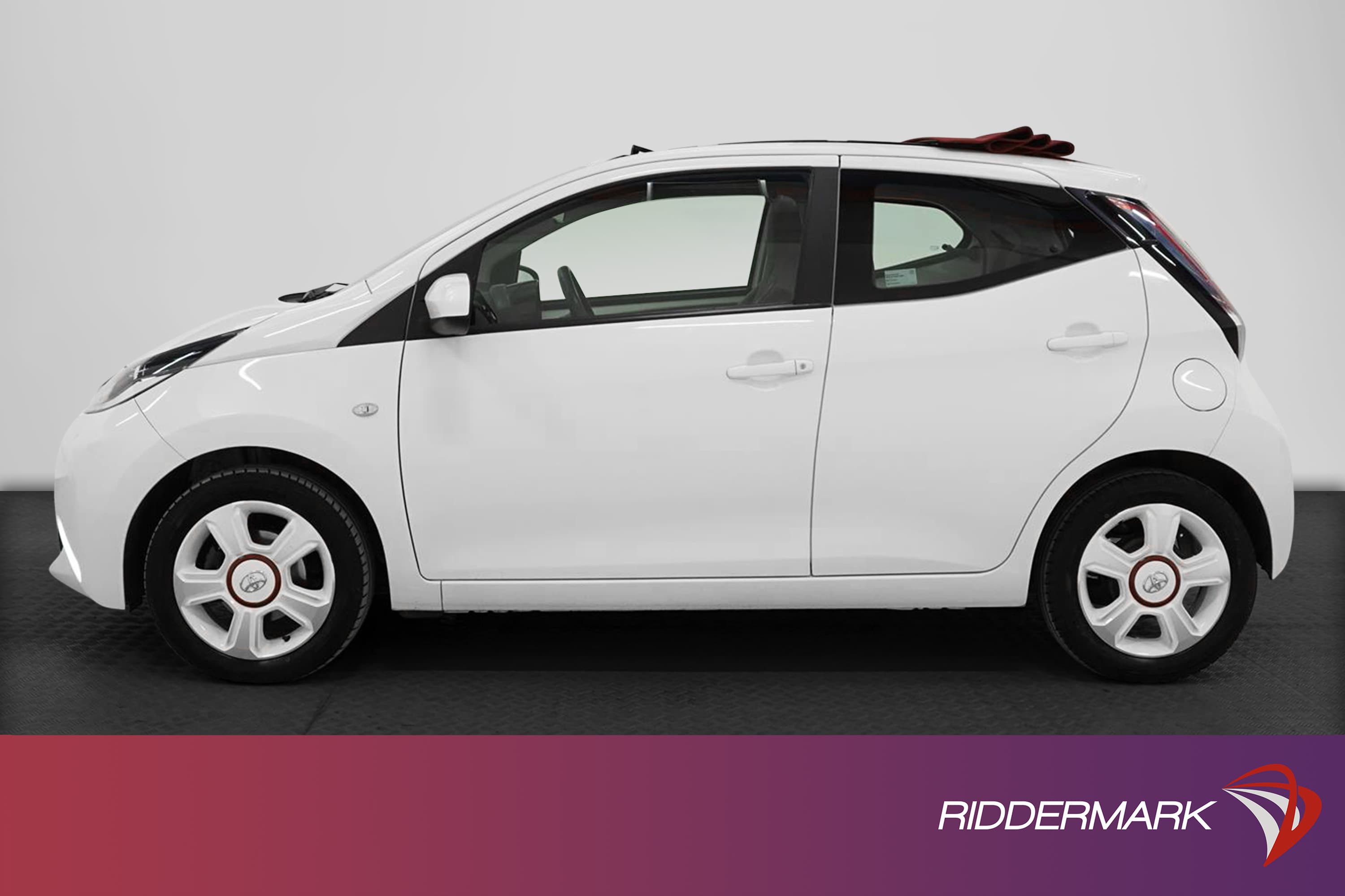 Toyota Aygo 1.0 VVT-i 69hk B-Kam 360kr Skatt 0,41L/mil