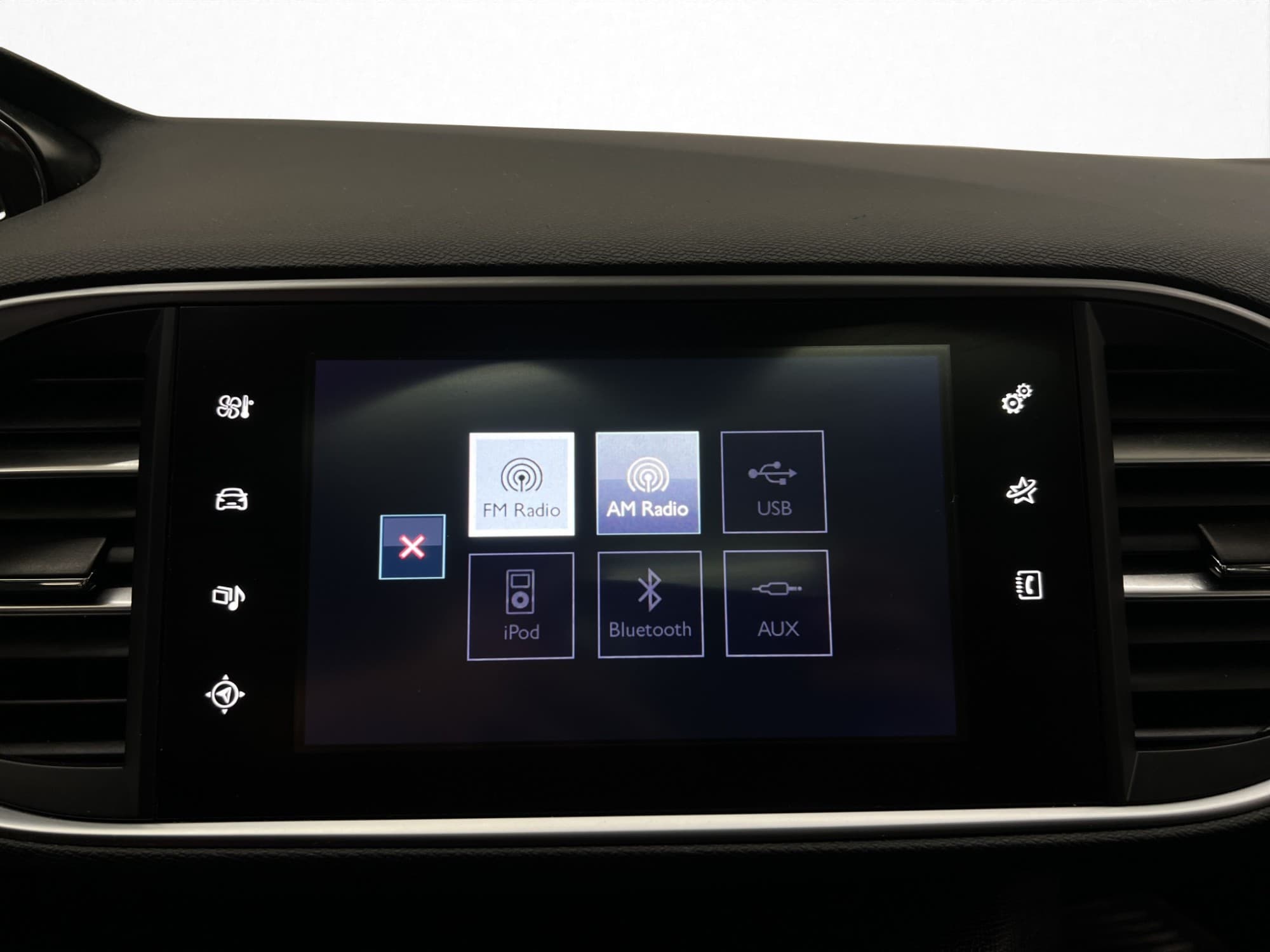 Peugeot 308 PureTech 131hk Active Pano Kamera Navi Sensorer