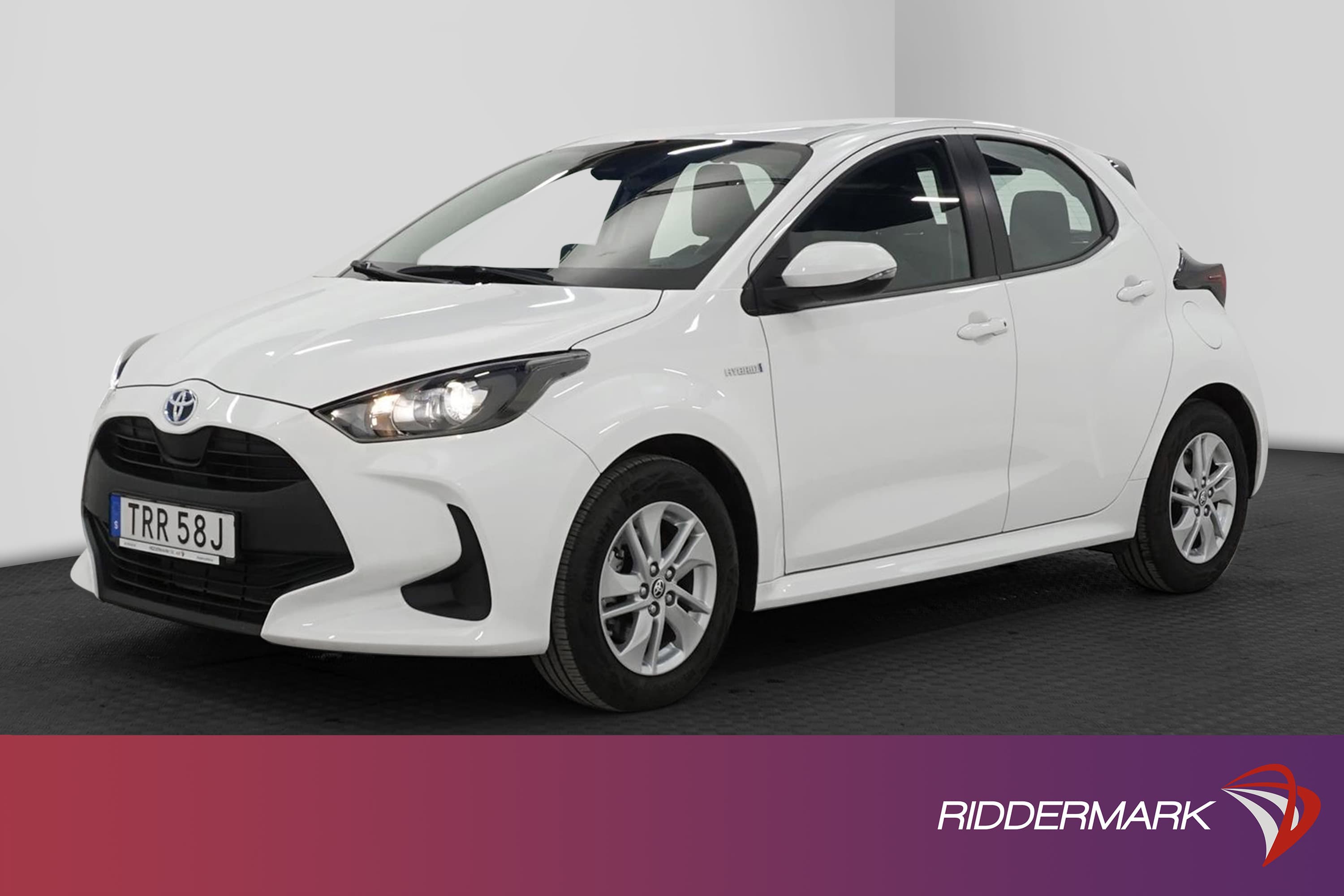 Toyota Yaris Hybrid CVT 116hk B-Kam Låg Skatt 0,28L/mil