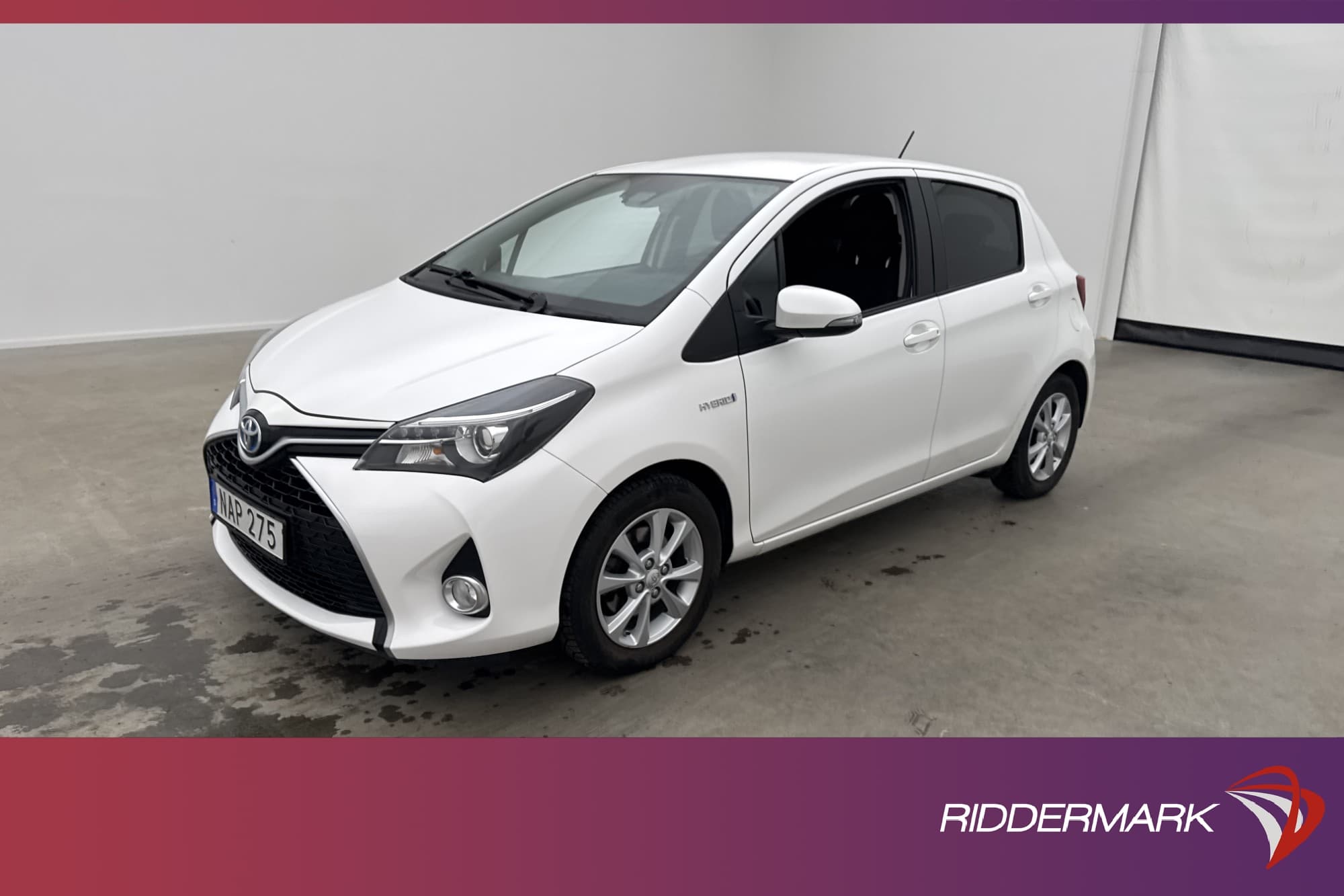 Toyota Yaris Hybrid e-CVT 101hk Active Backkamera