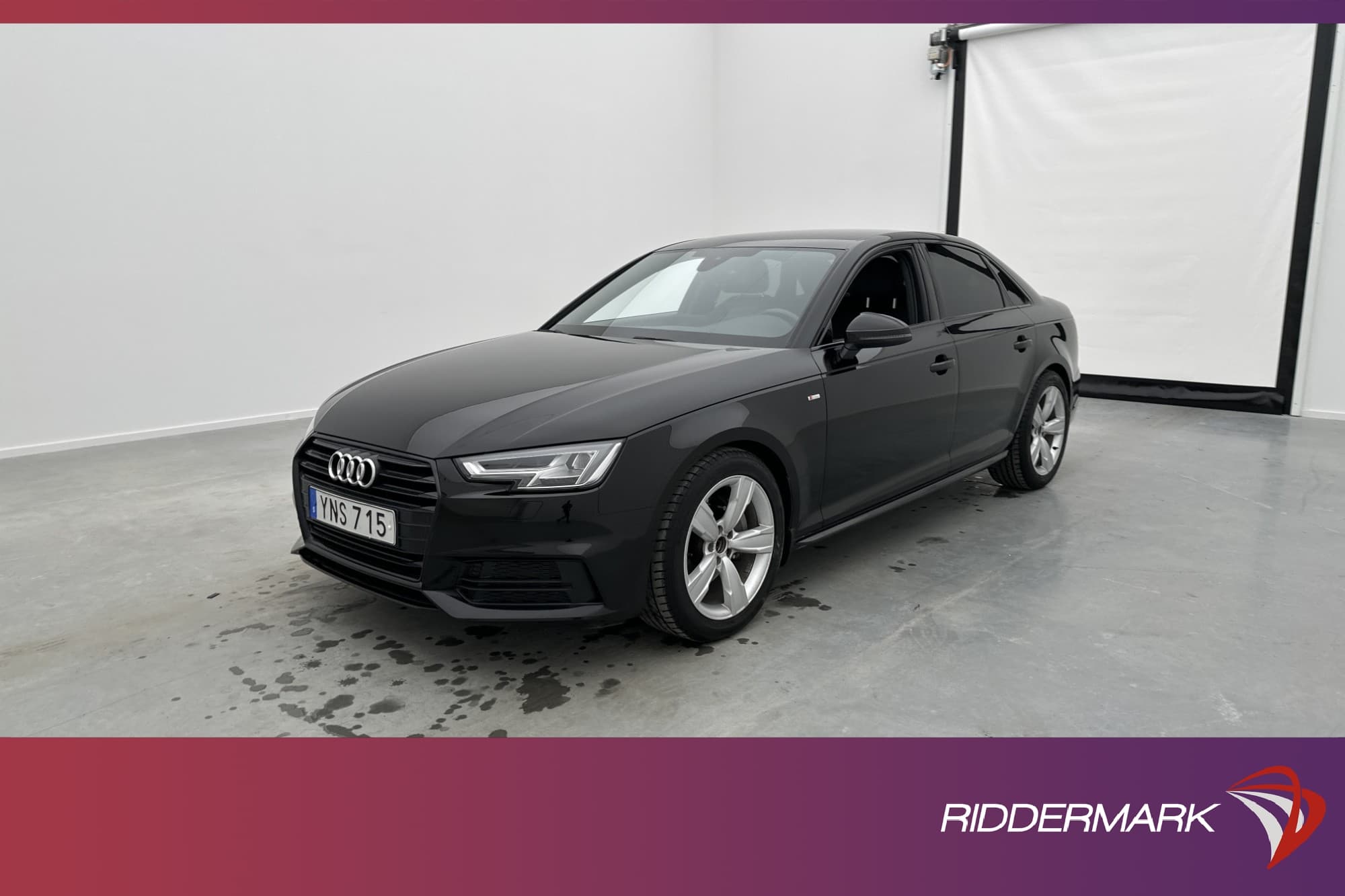 Audi A4 Sedan
