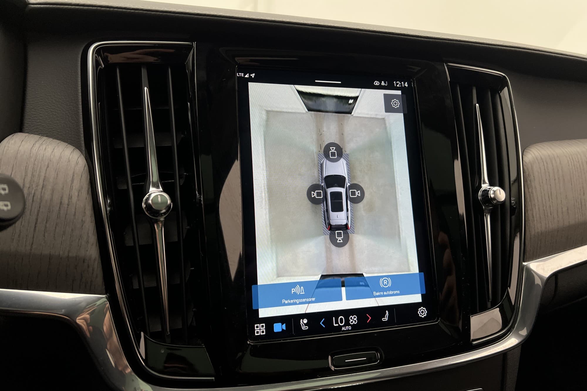 Volvo V90 Cross Country B4 AWD Pano H/K HUD 360° Drag MOMS