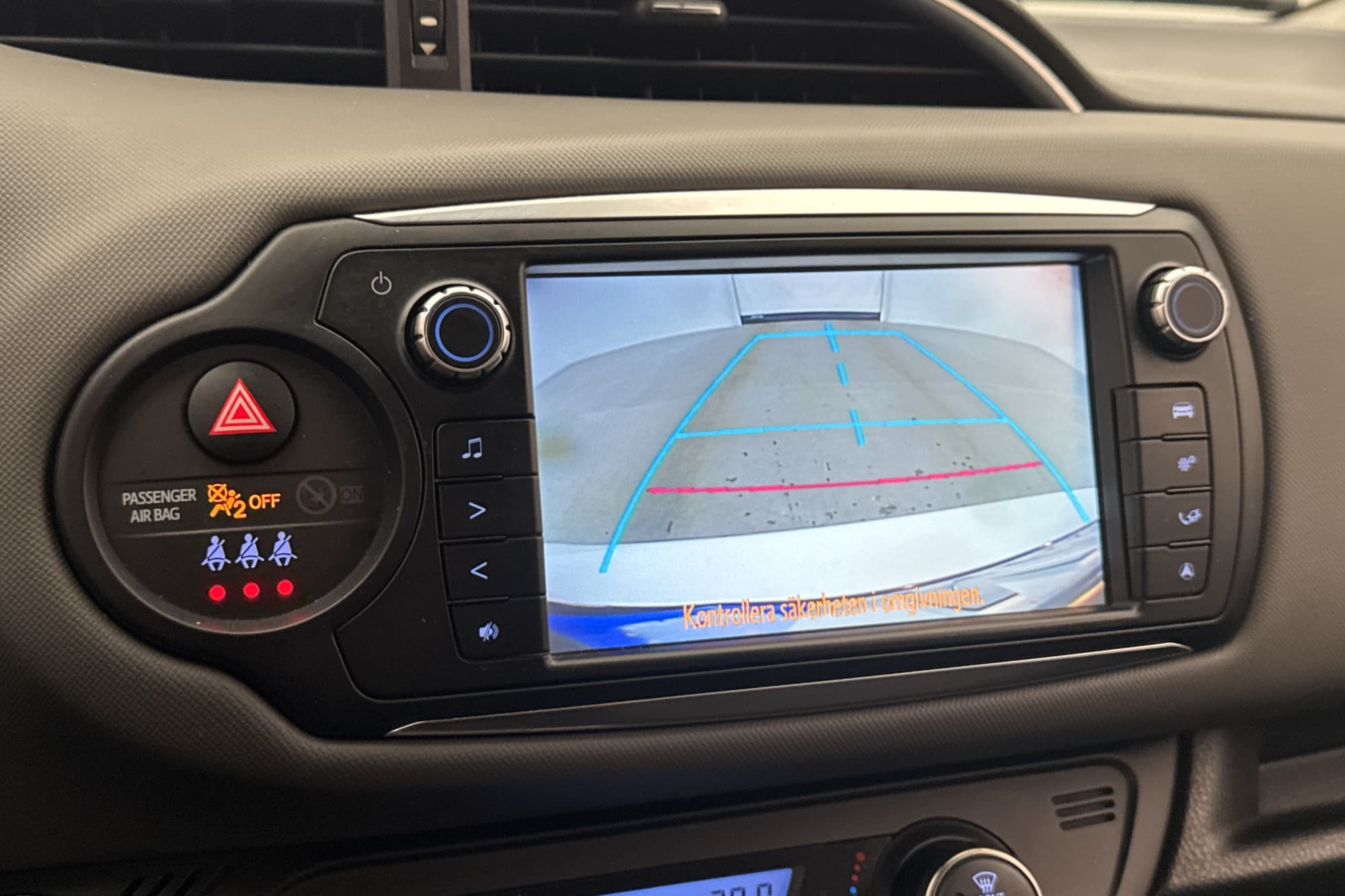 Toyota Yaris Hybrid e-CVT 101hk Active Backkamera