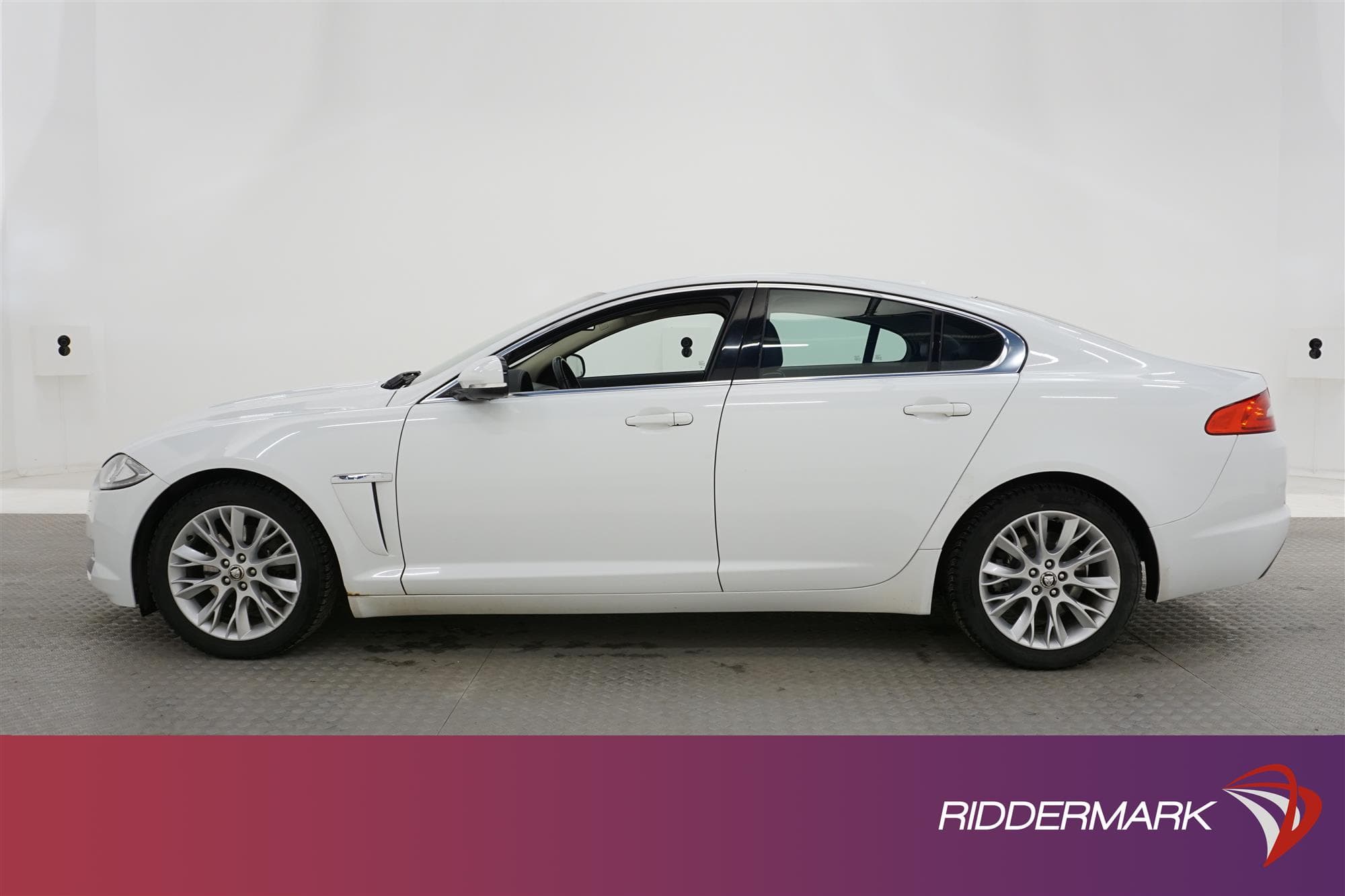 Jaguar XF  2.2 TDi4 190hk