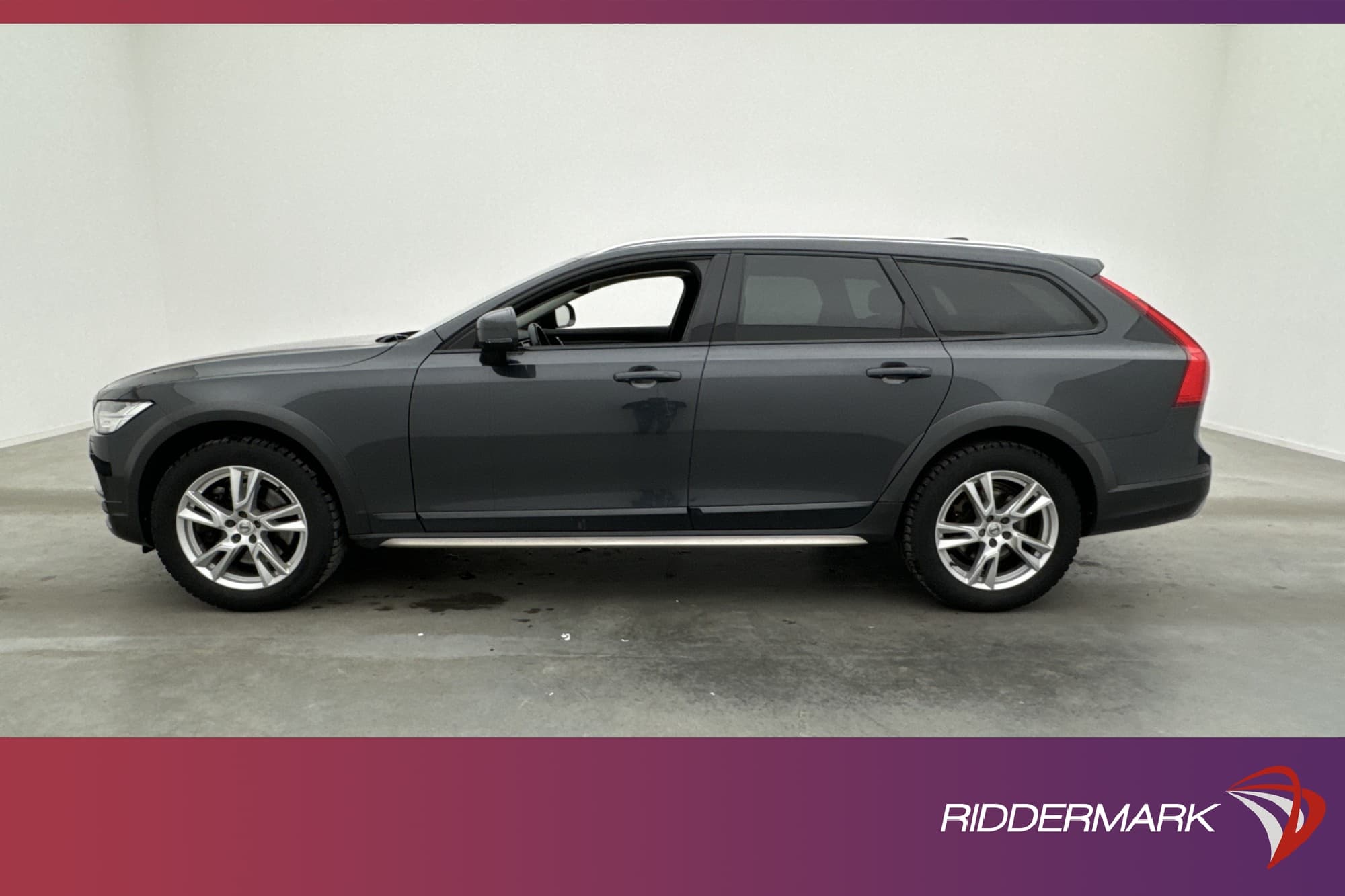 Volvo V90 Cross Country D4 AWD