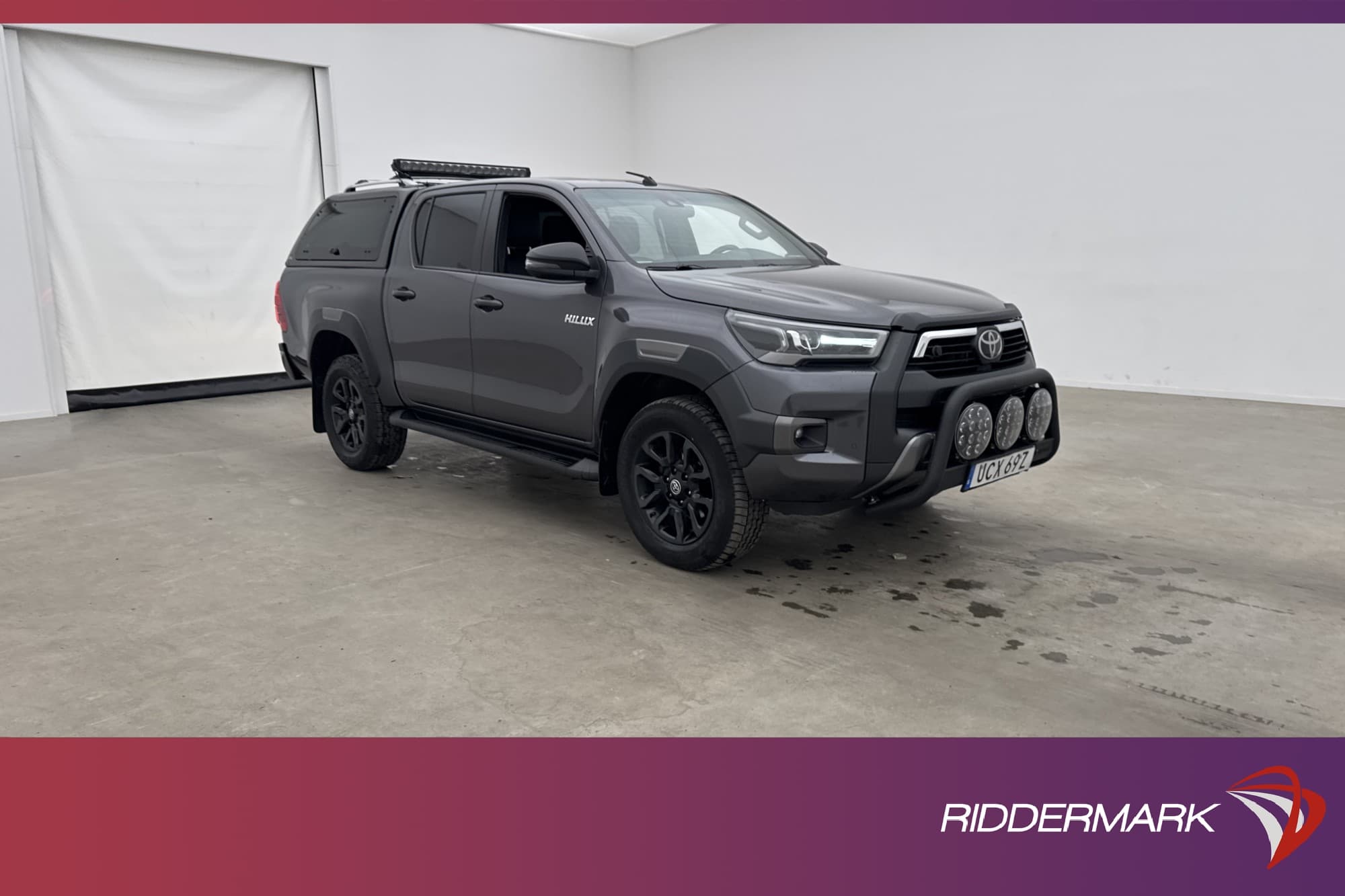 Toyota Hilux Invincible 2.8 4WD