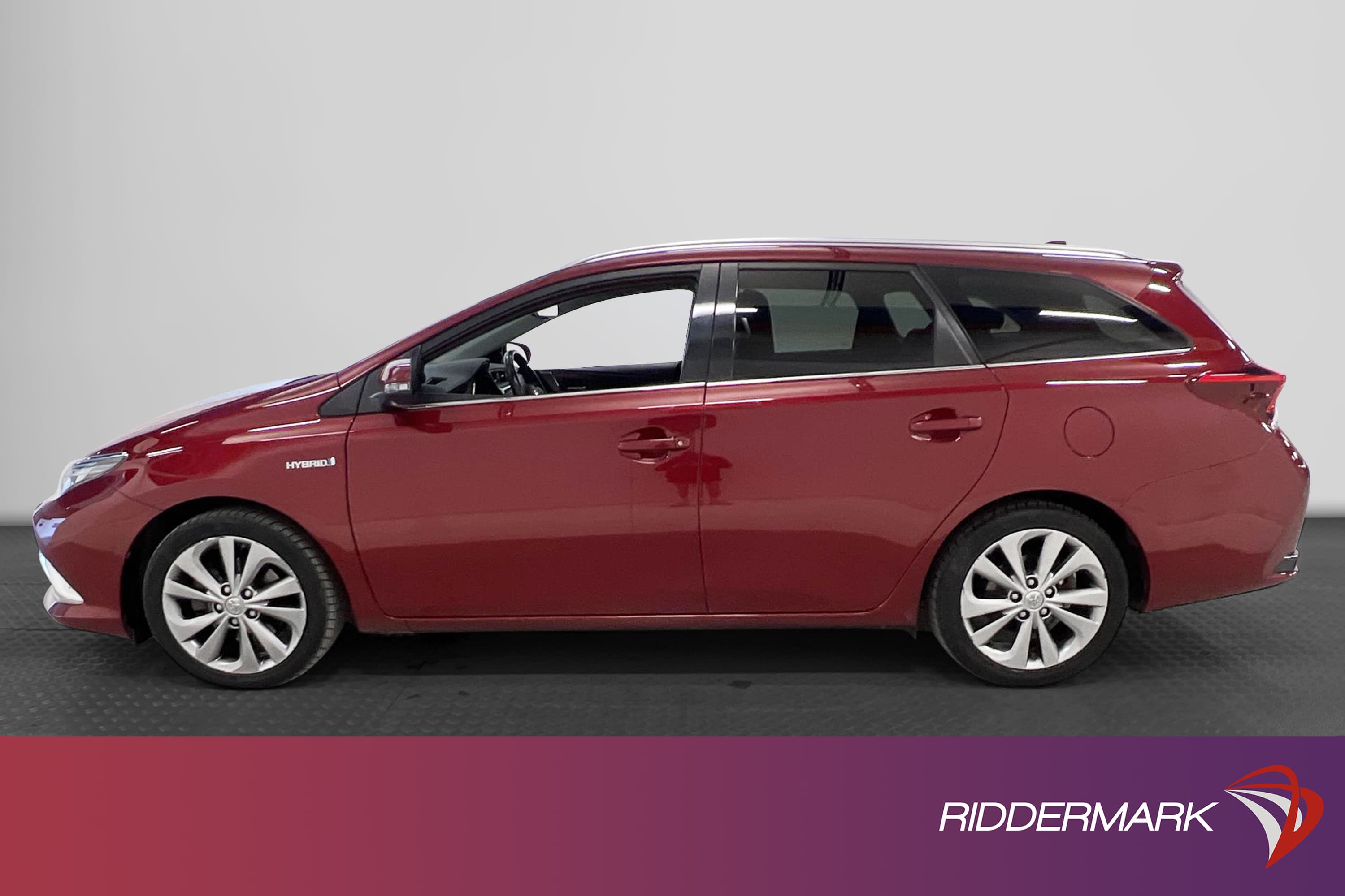 Toyota Auris TS Hybrid e-CVT 136hk 2 Brukare M&K-Värm B-Kam