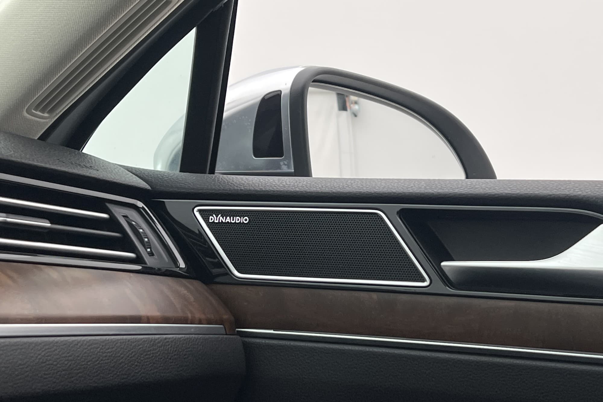 Volkswagen Passat Alltrack Cockpit Värmare Dynaudio 360 Drag